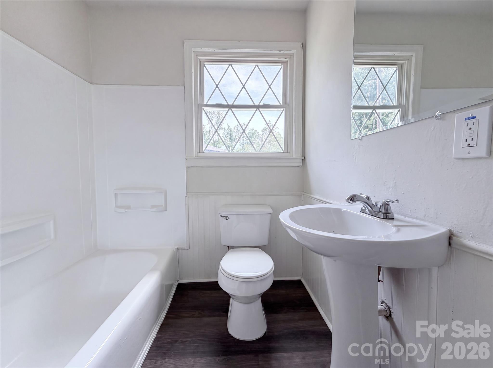 313 Black Street Property Photo 10