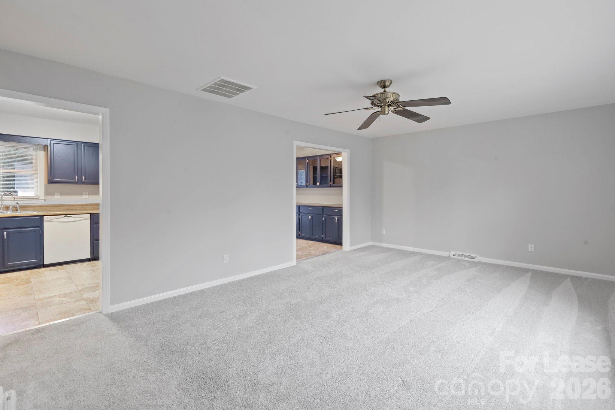 10932 Osprey Drive Property Photo 4