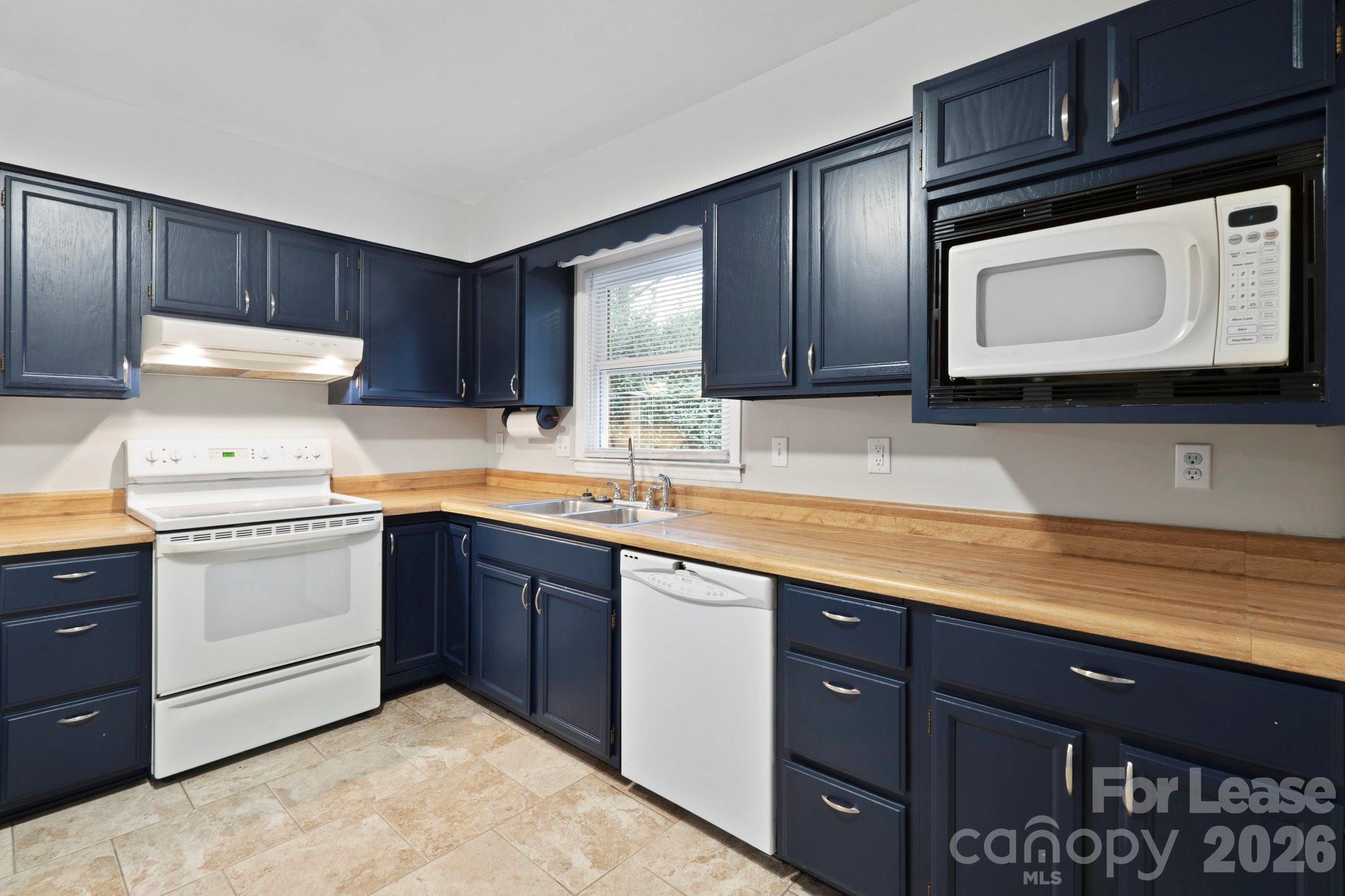 10932 Osprey Drive Property Photo 7