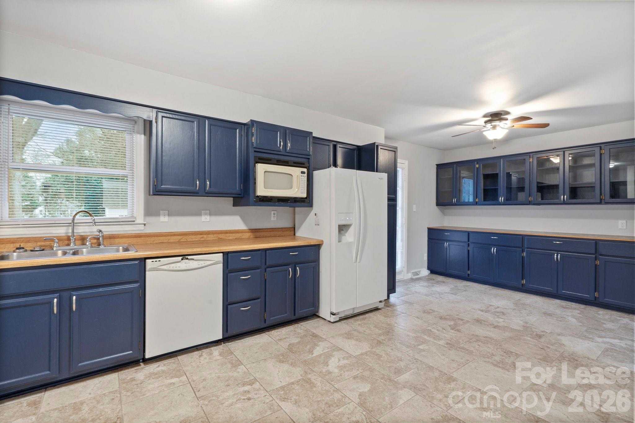 10932 Osprey Drive Property Photo 8