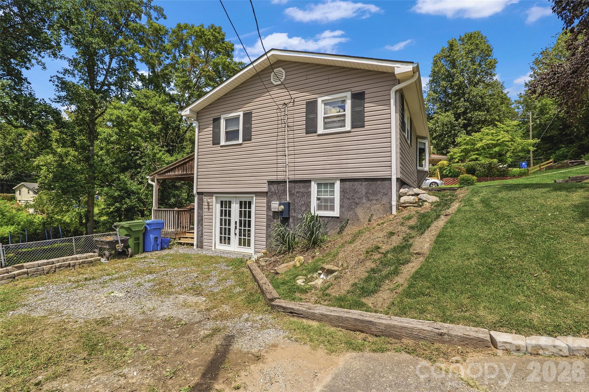 17 Azalea Road Property Photo 4