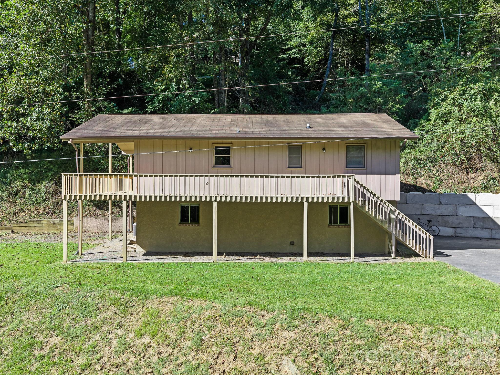 839 Mckinney Road Property Photo 1
