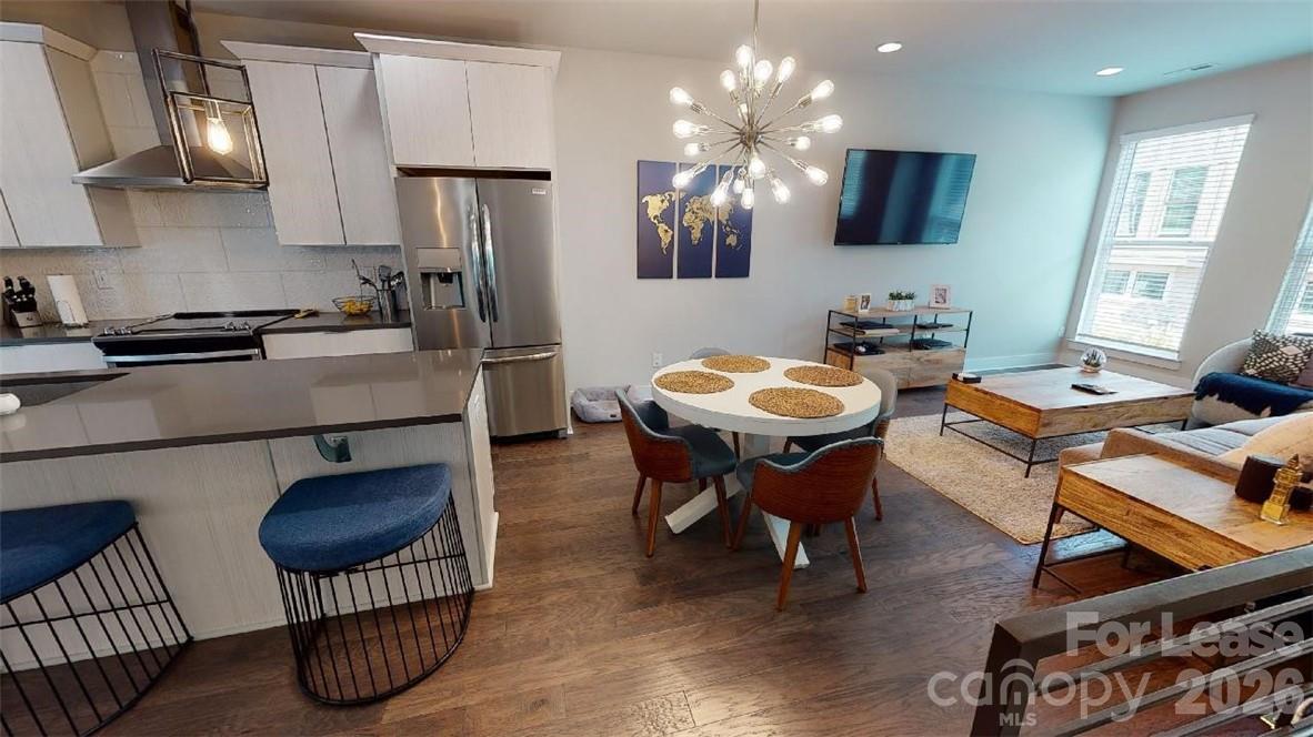 244 Uptown West Drive Property Photo 3