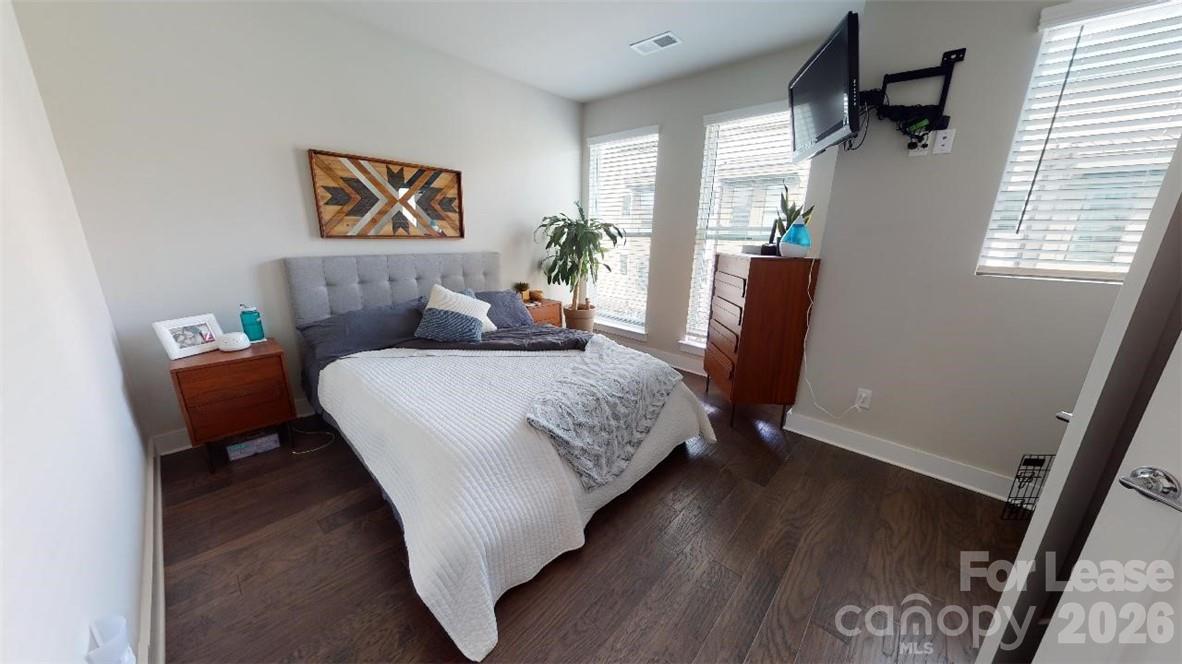 244 Uptown West Drive Property Photo 9