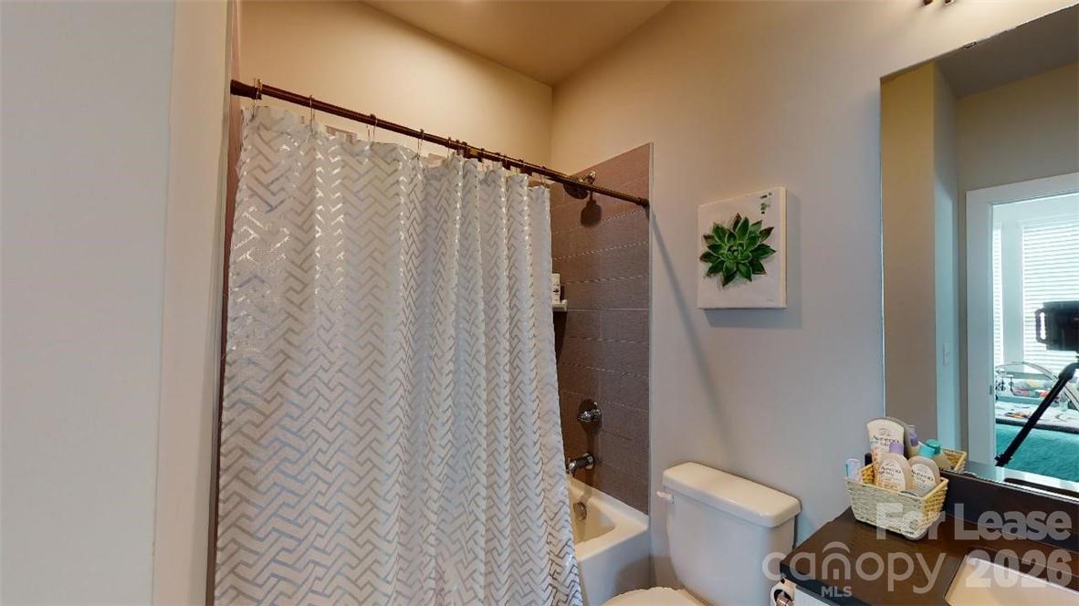 244 Uptown West Drive Property Photo 17