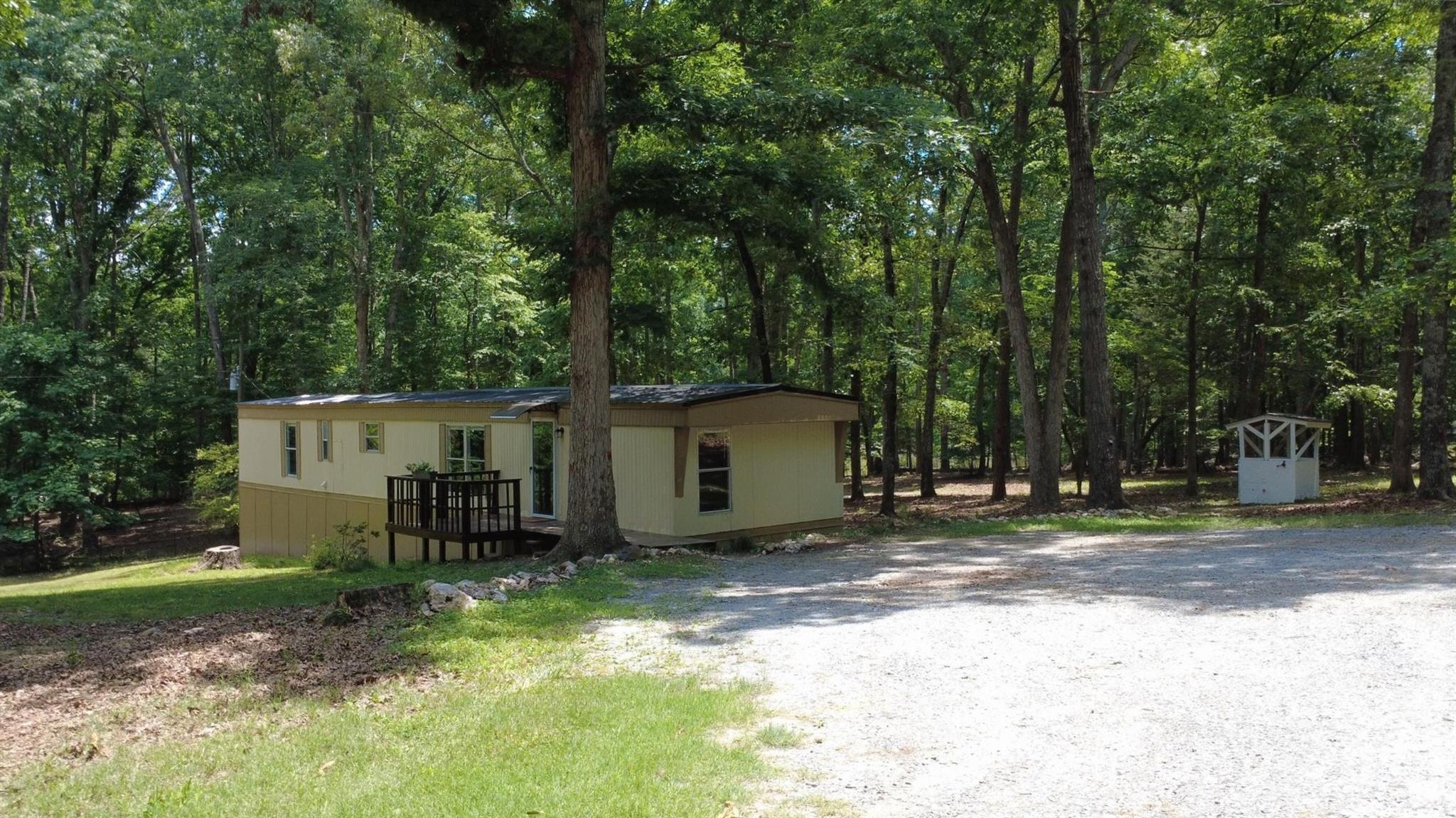 1140 Love Valley Road Property Photo 2