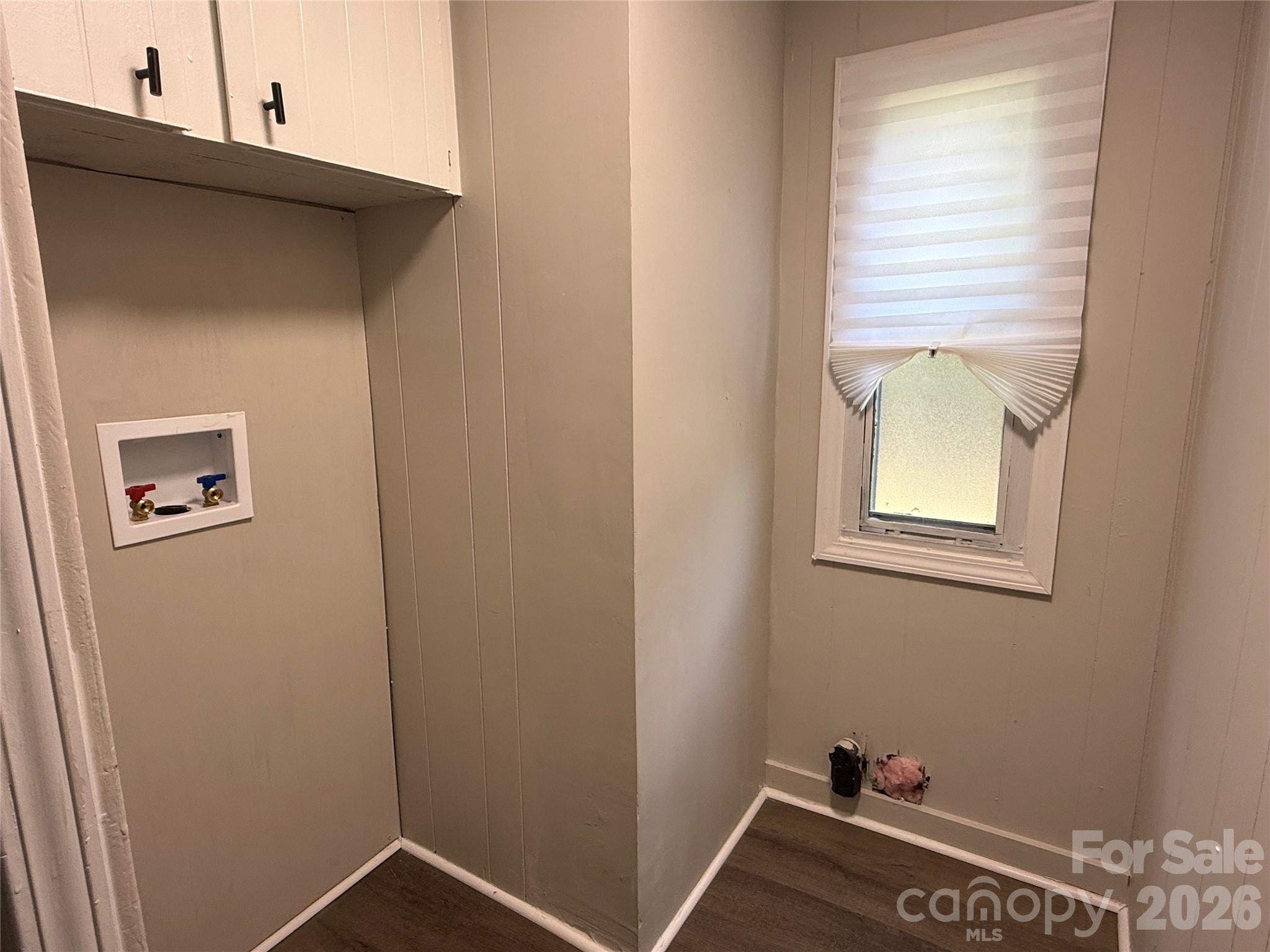 1140 Love Valley Road Property Photo 13