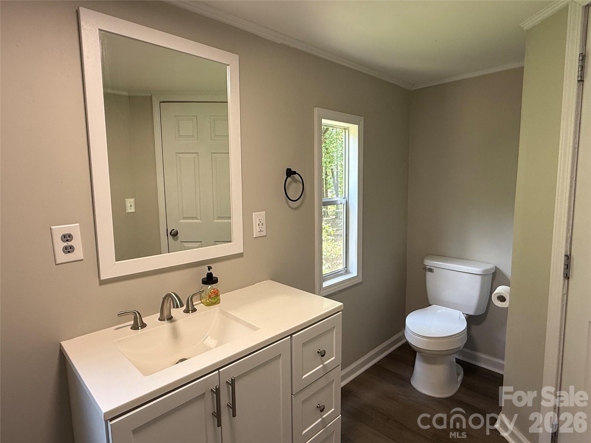 1140 Love Valley Road Property Photo 18