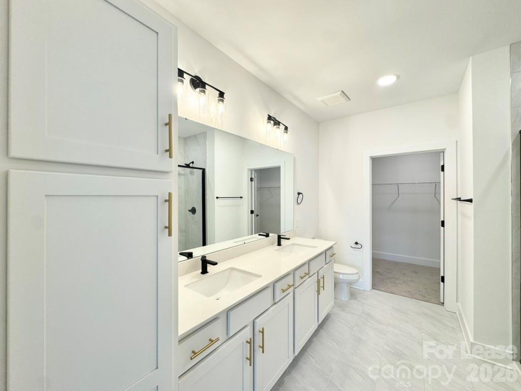 175 W Black Street 307 Property Photo 13
