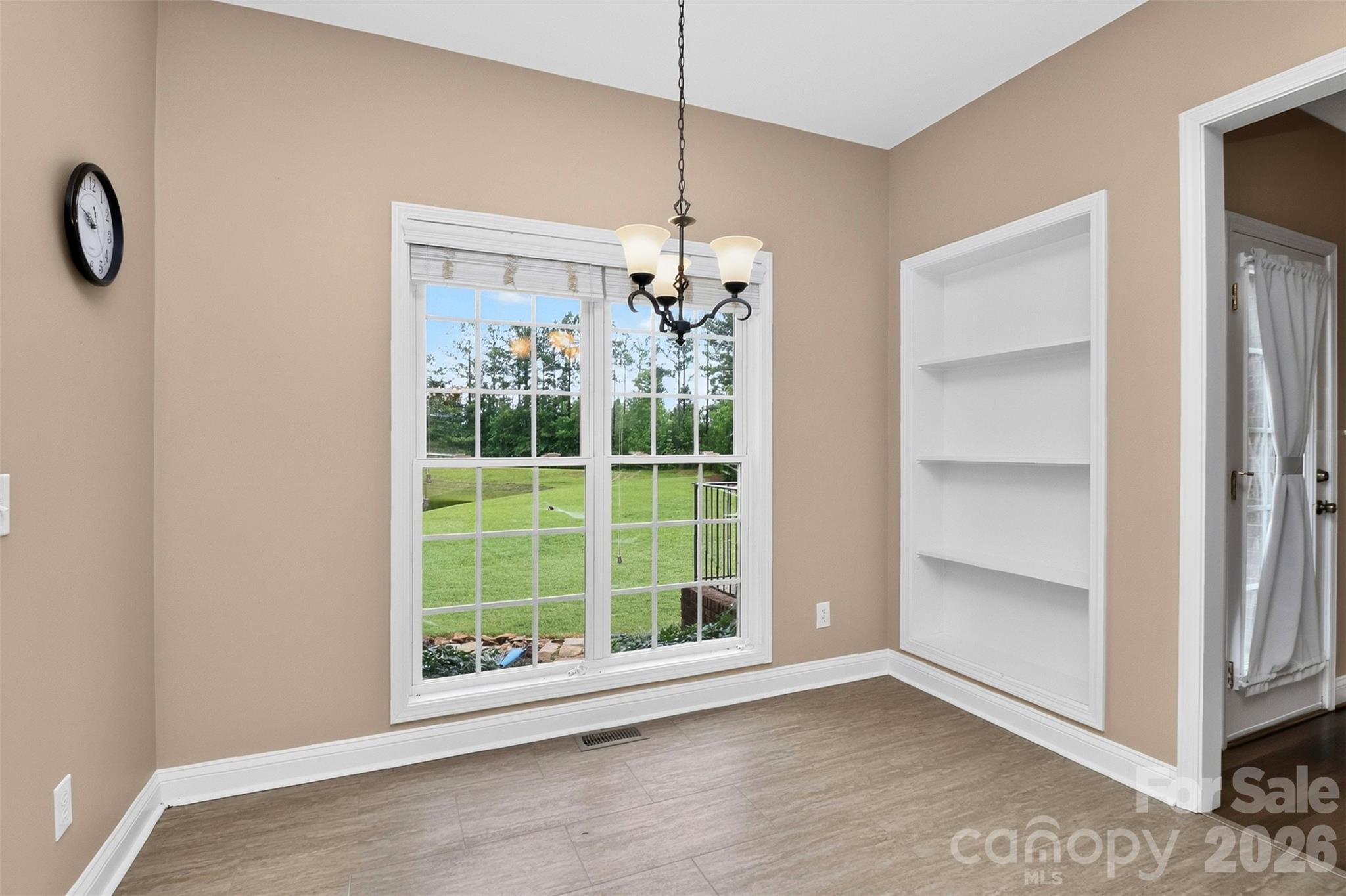 2374 Brooks Road Property Photo 8