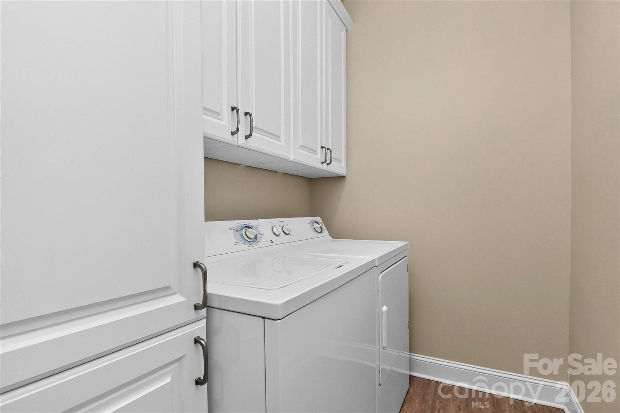 2374 Brooks Road Property Photo 10