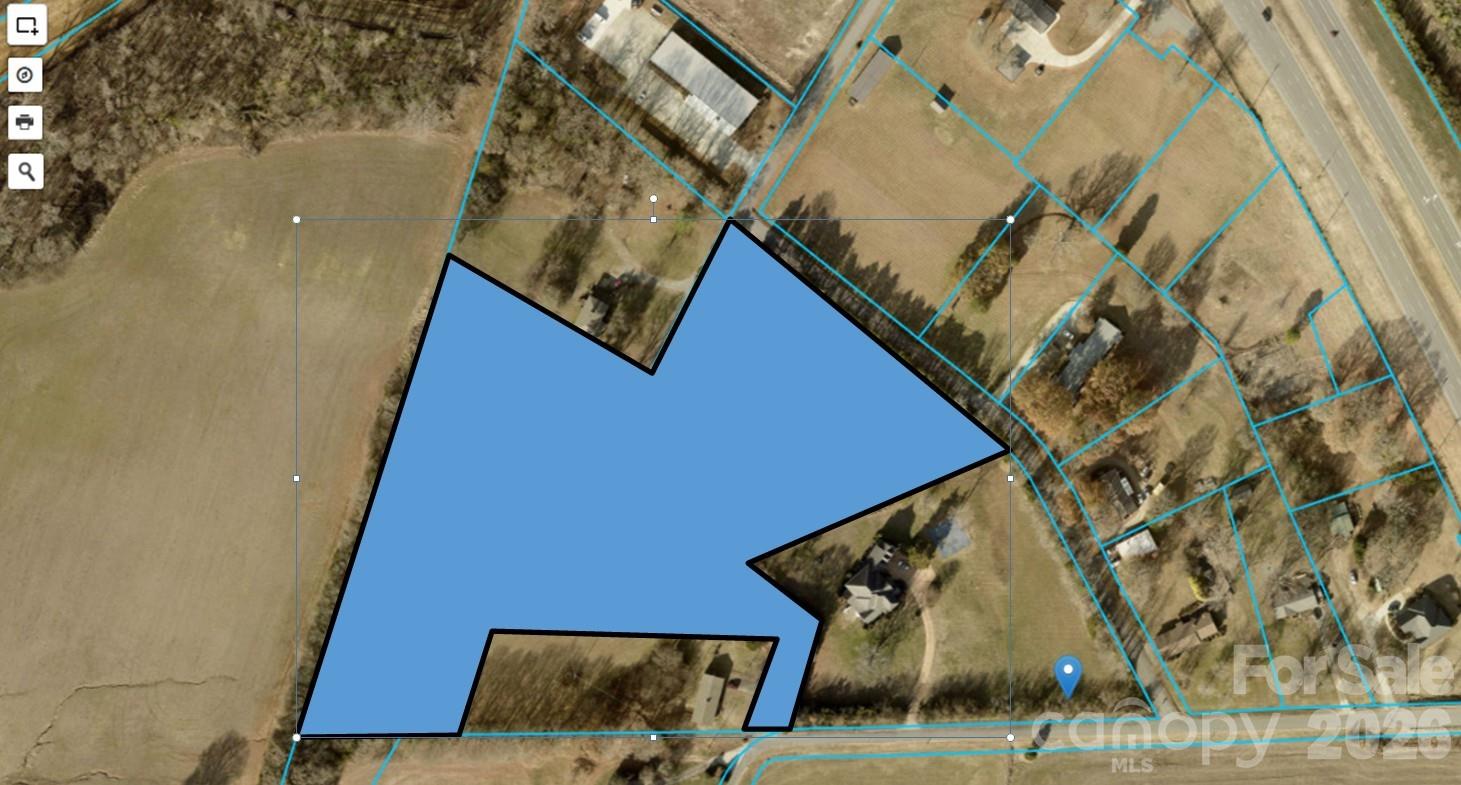 2618 Oakview Drive Property Photo 9