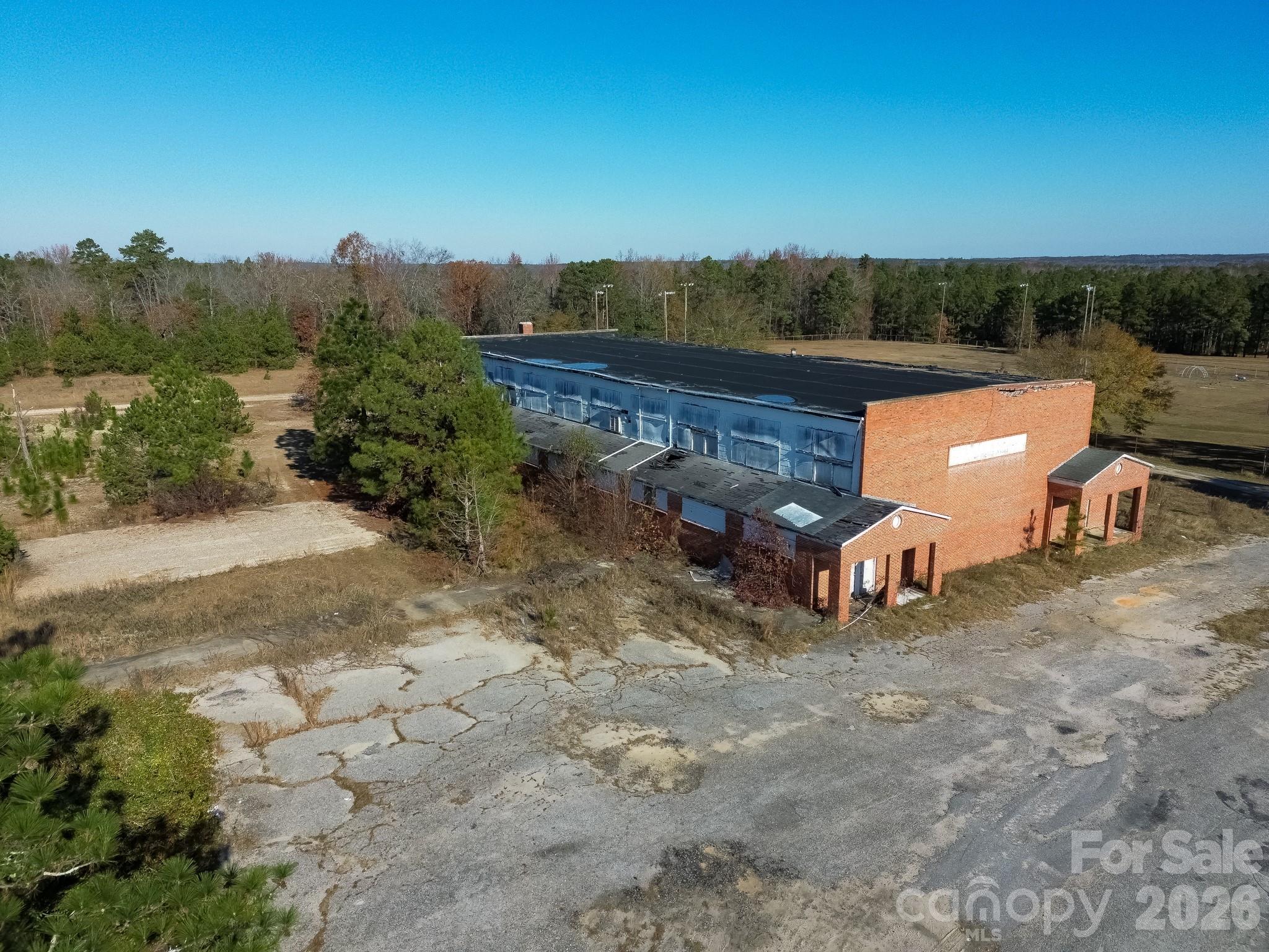 7595 Flat Creek Road Property Photo 2