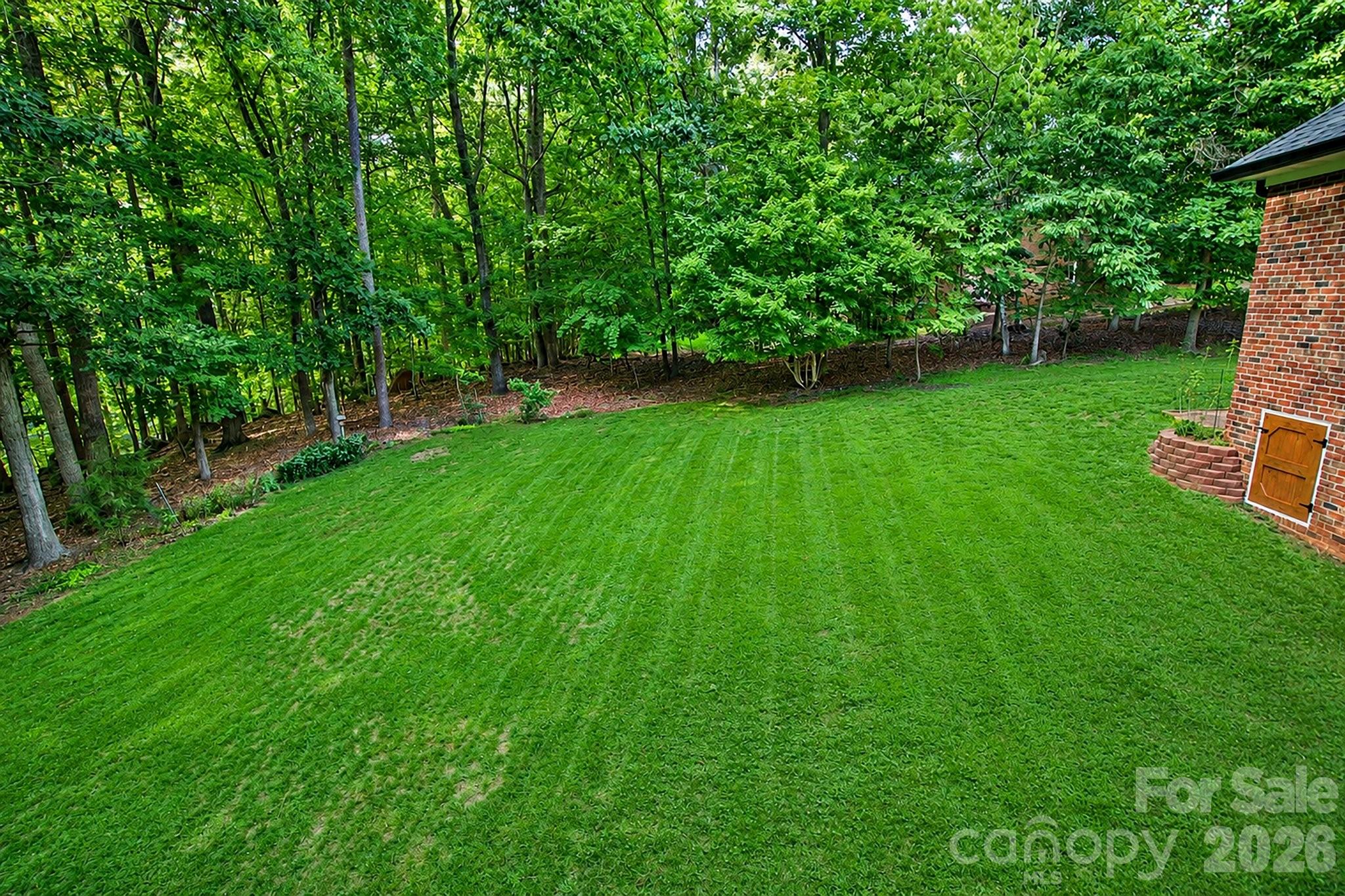 265 Westminster Court 55 Property Photo 28