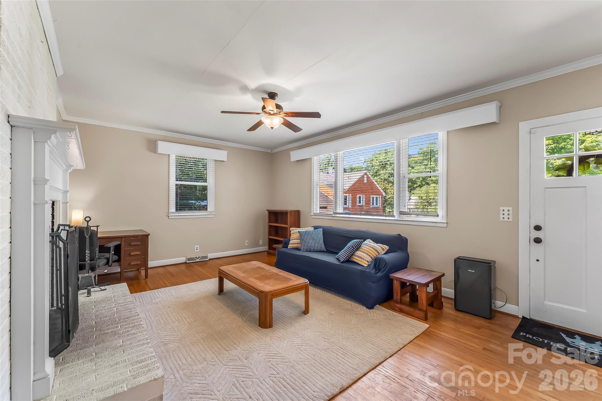 101 Falls Street Property Photo 3