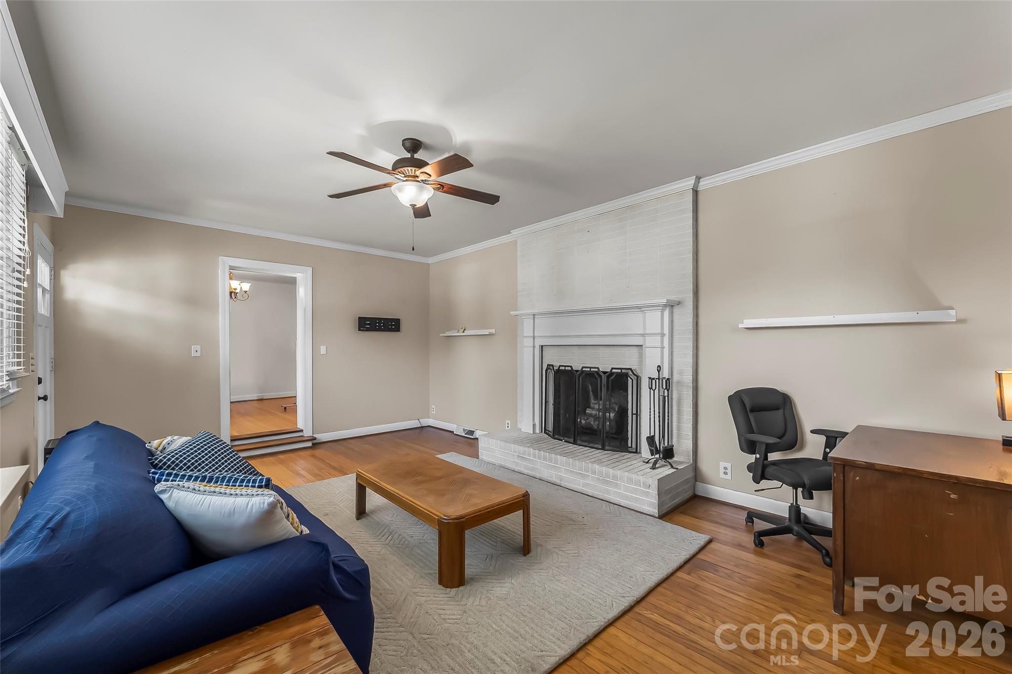 101 Falls Street Property Photo 5