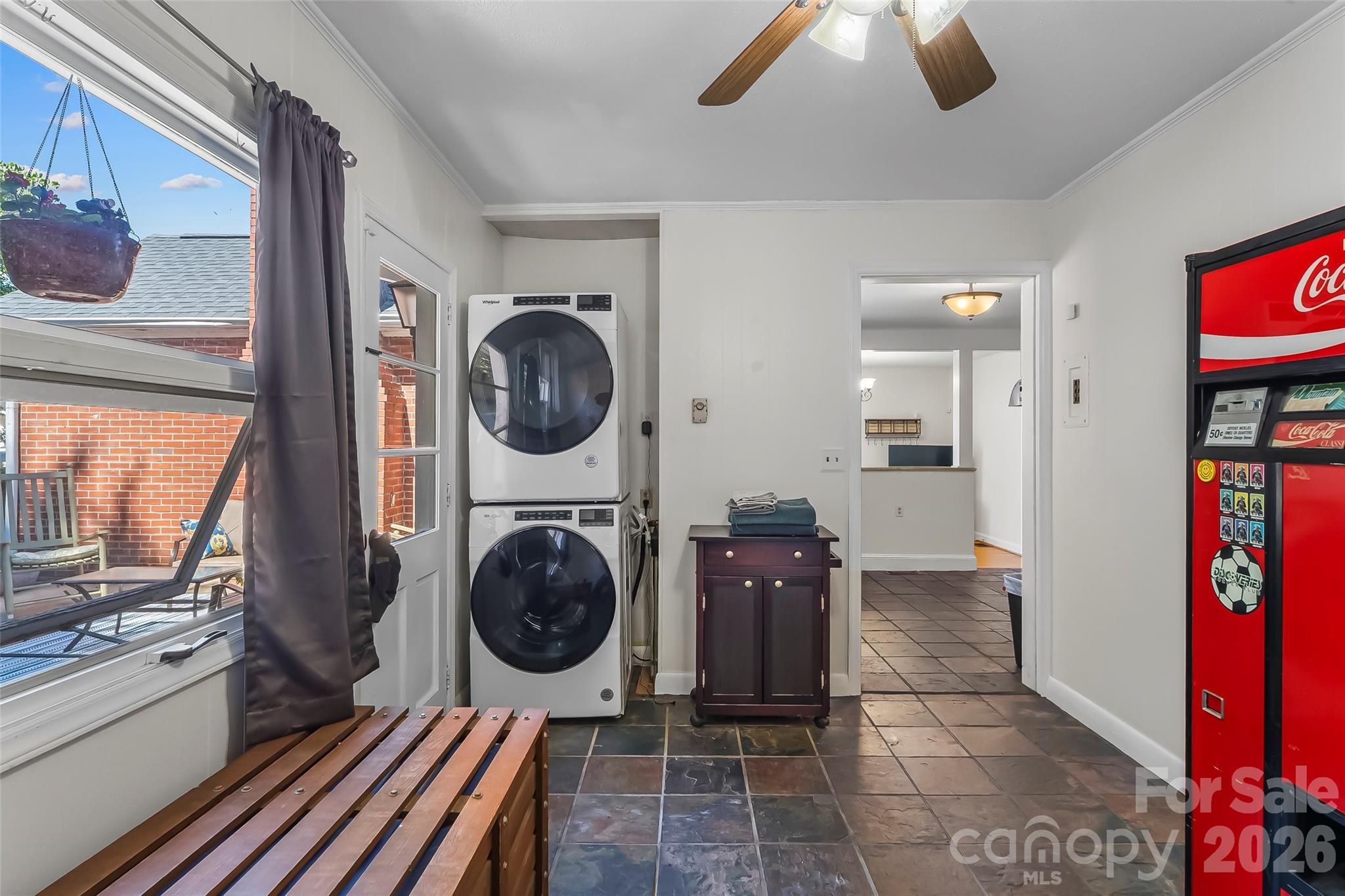 101 Falls Street Property Photo 20