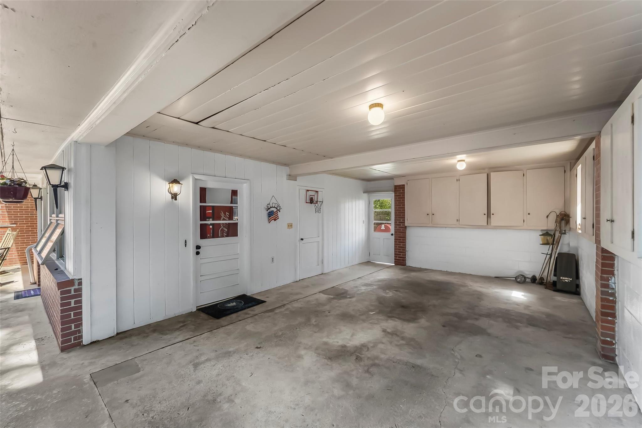 101 Falls Street Property Photo 21