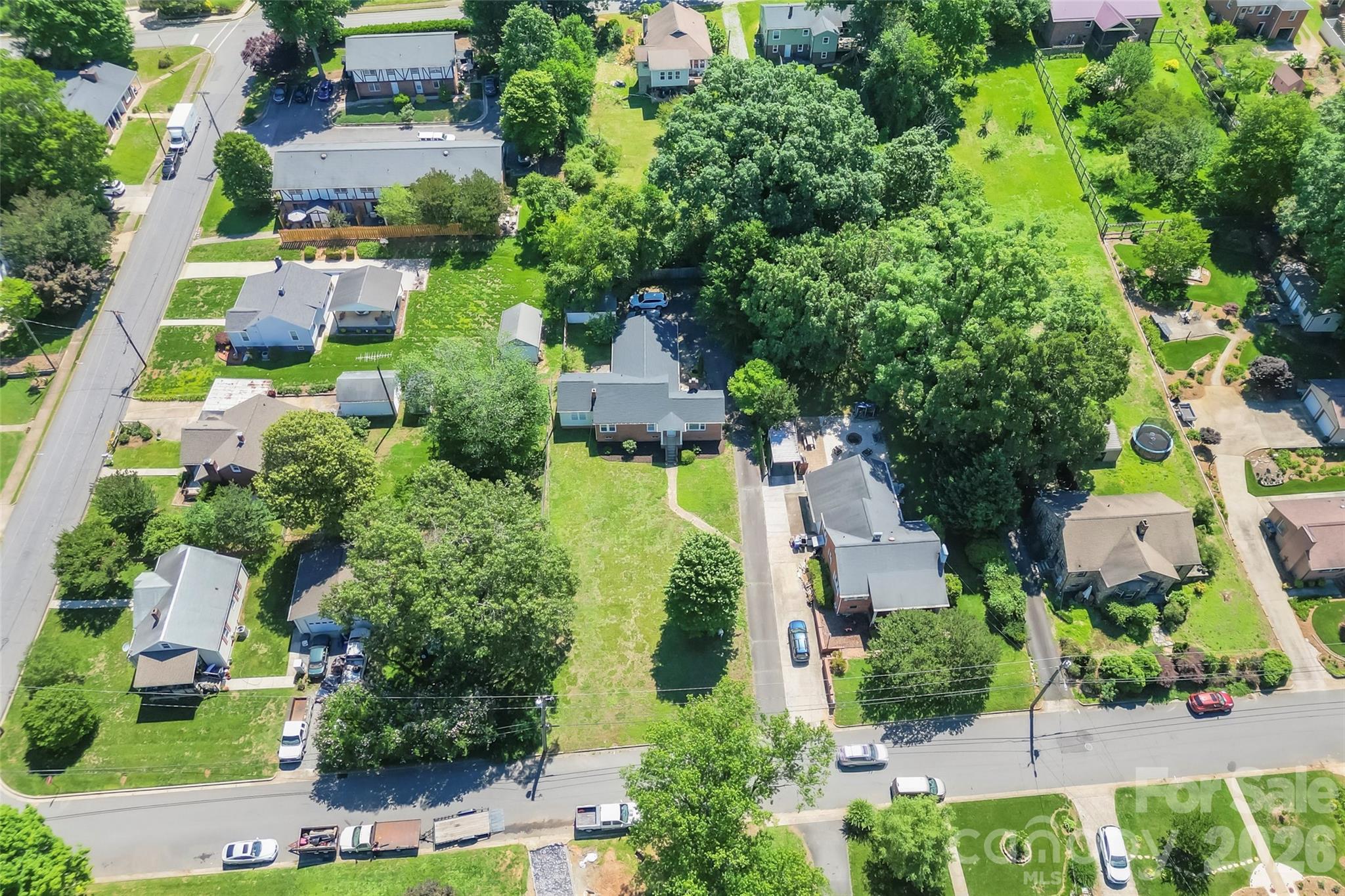 101 Falls Street Property Photo 29