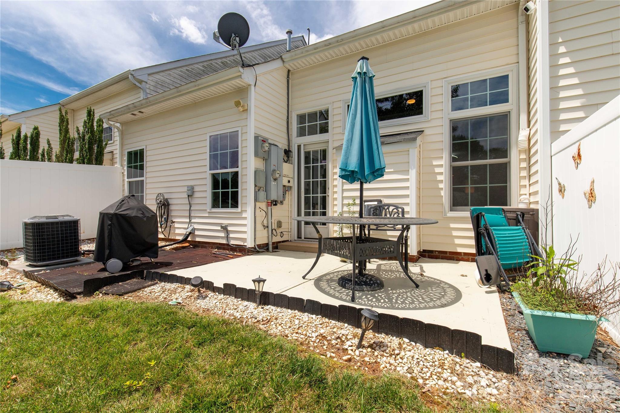 3022 Cabot Way Property Photo 25