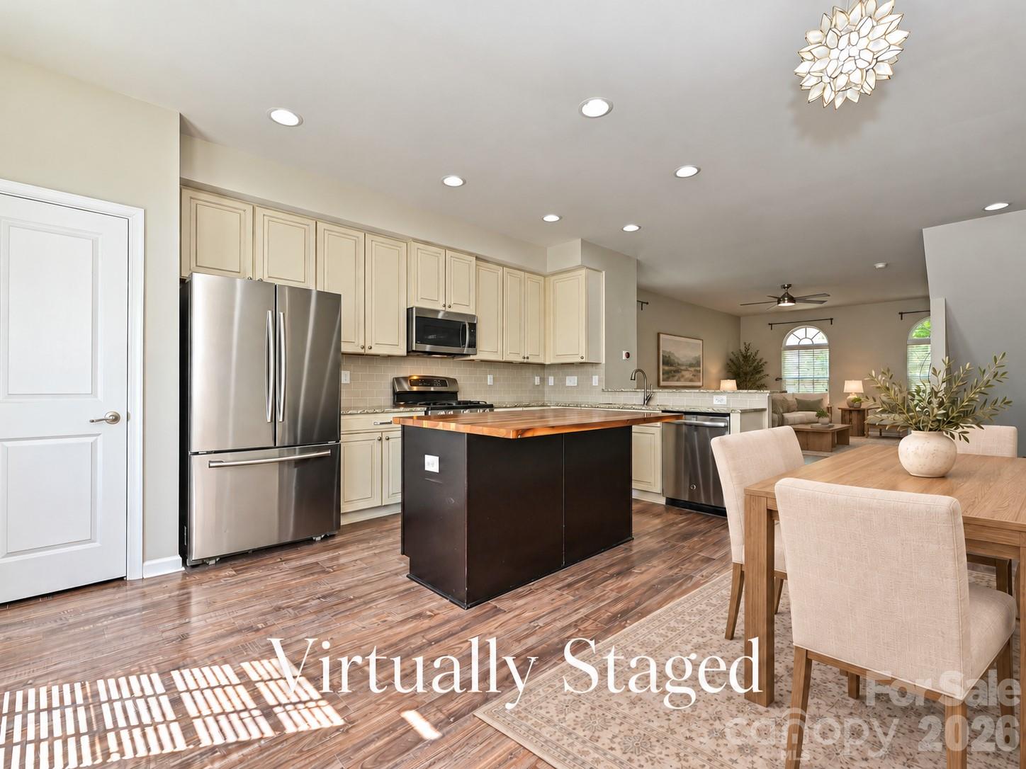 19791 Playwrights Way Property Photo 12