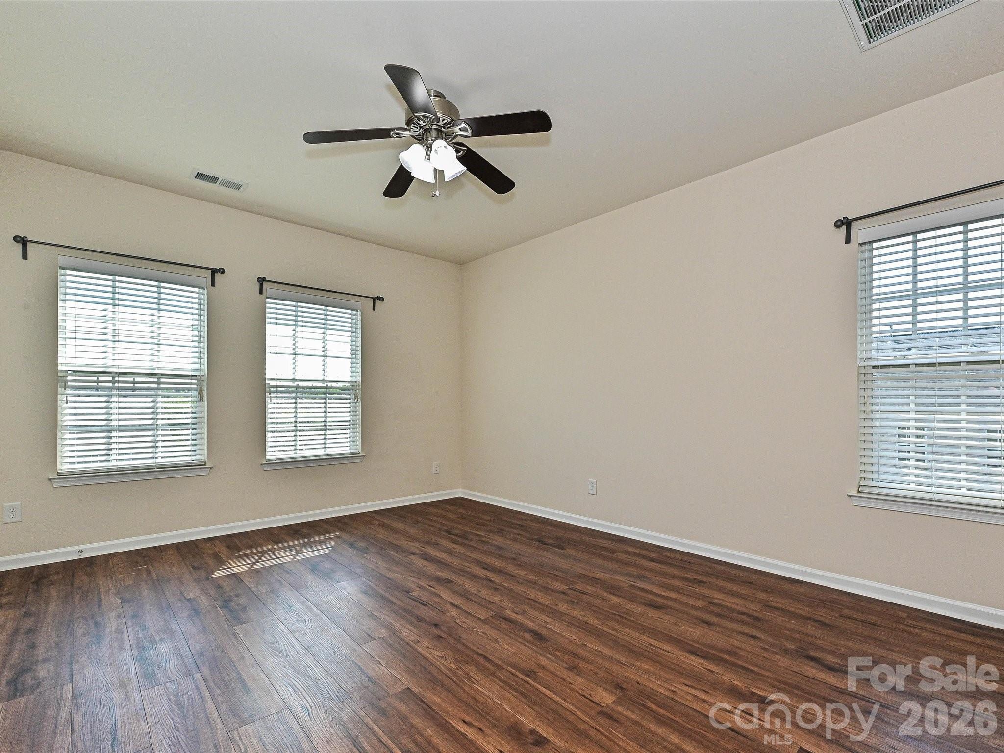 19791 Playwrights Way Property Photo 21