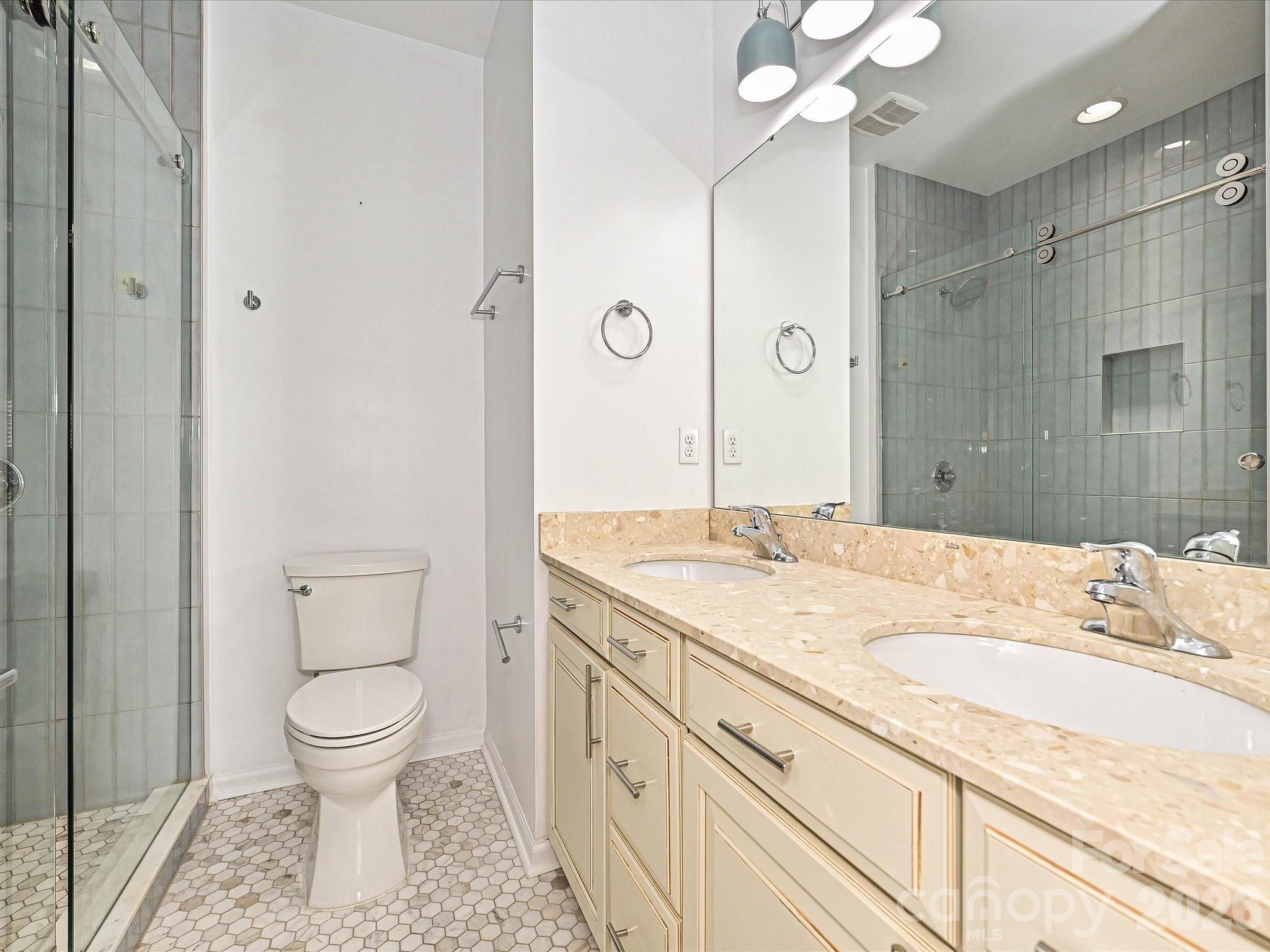 19791 Playwrights Way Property Photo 23