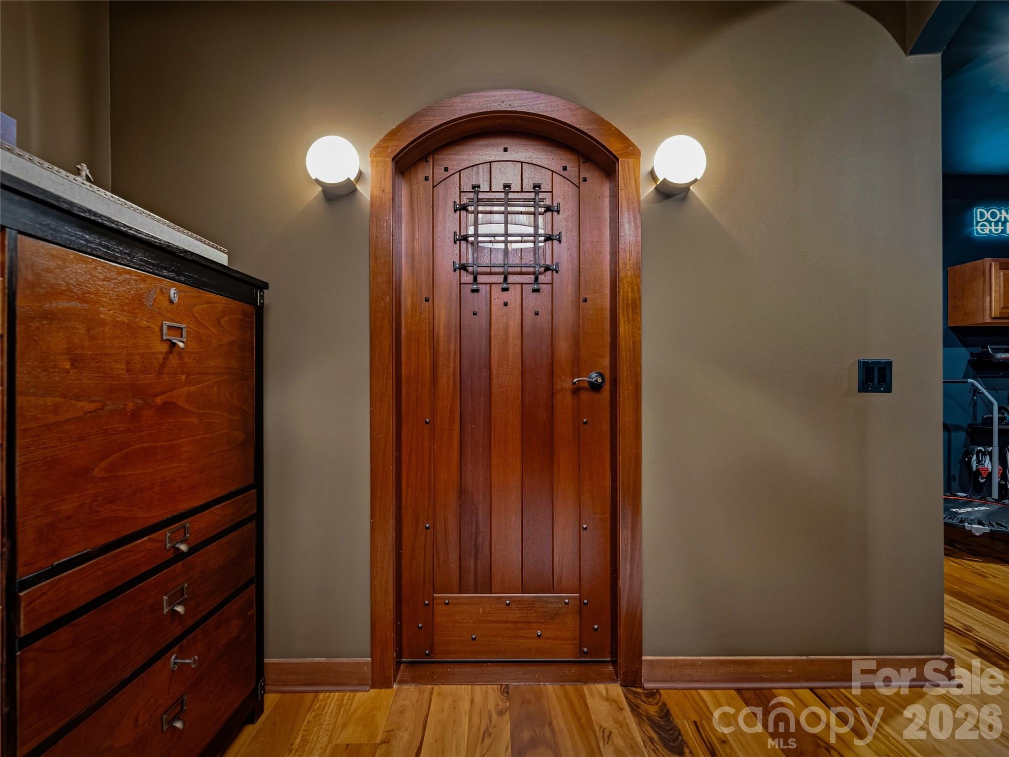 907 Kells Blue Court Property Photo 32