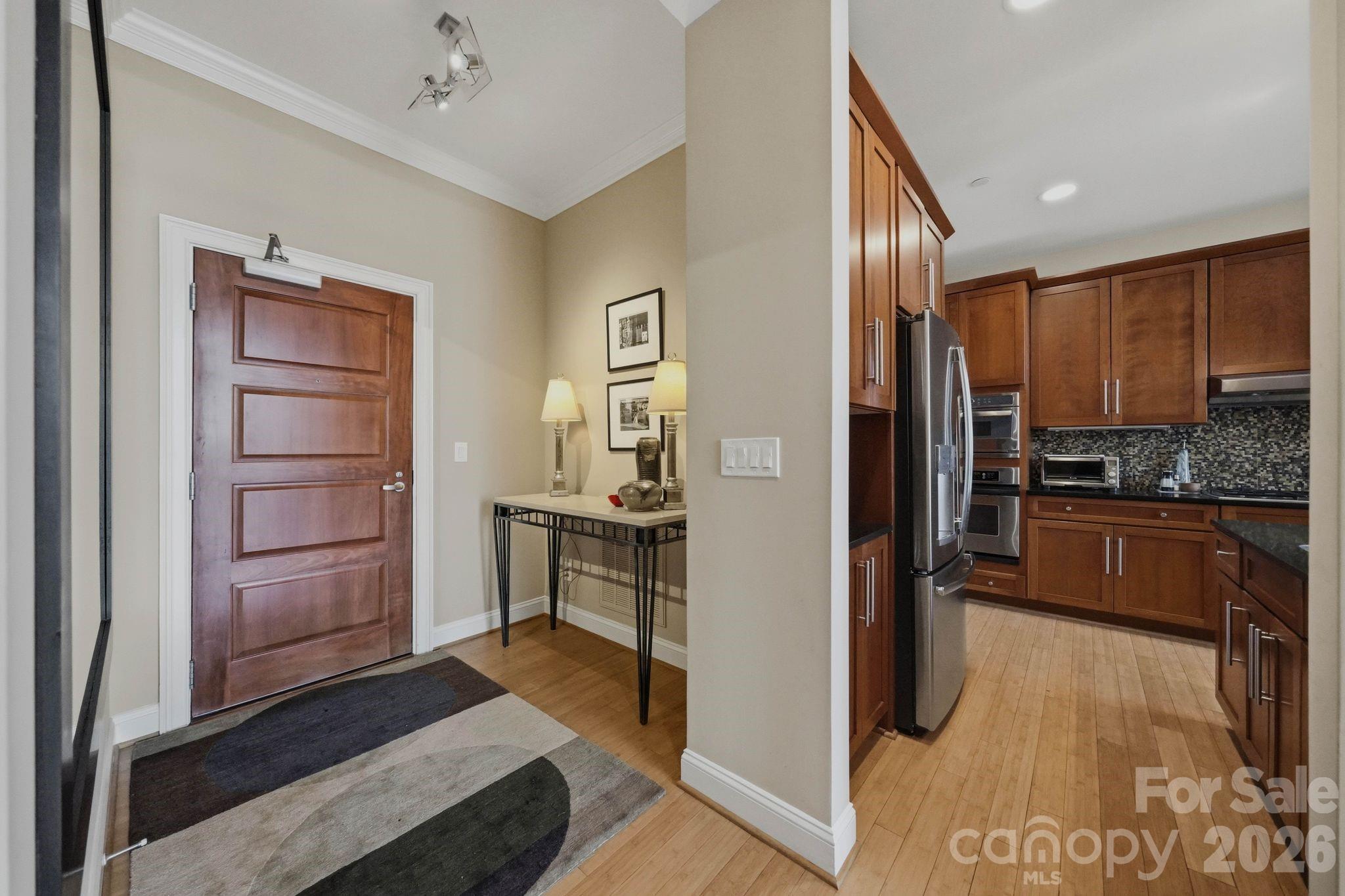 435 S Tryon Street 904 Property Photo 4