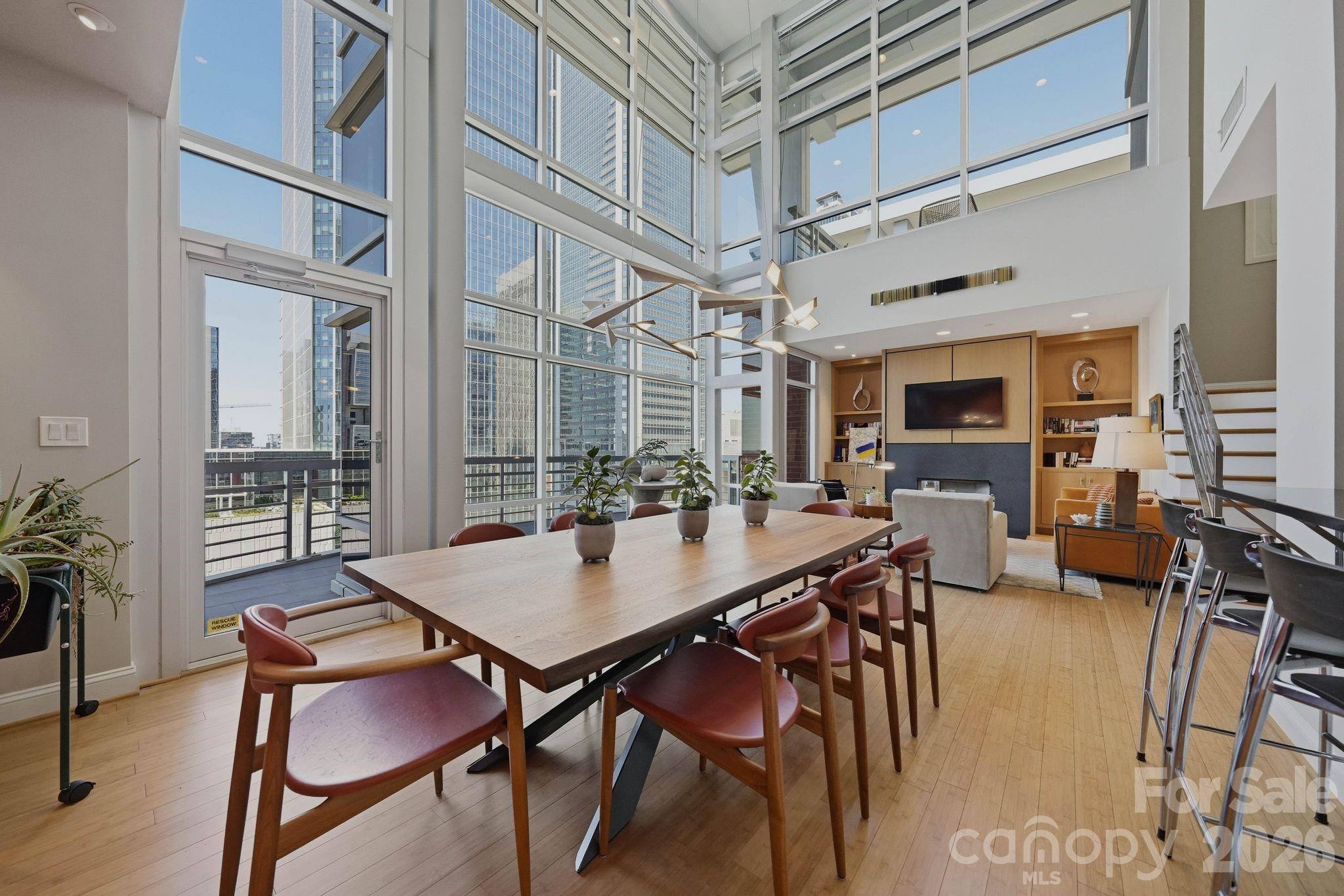 435 S Tryon Street 904 Property Photo 11