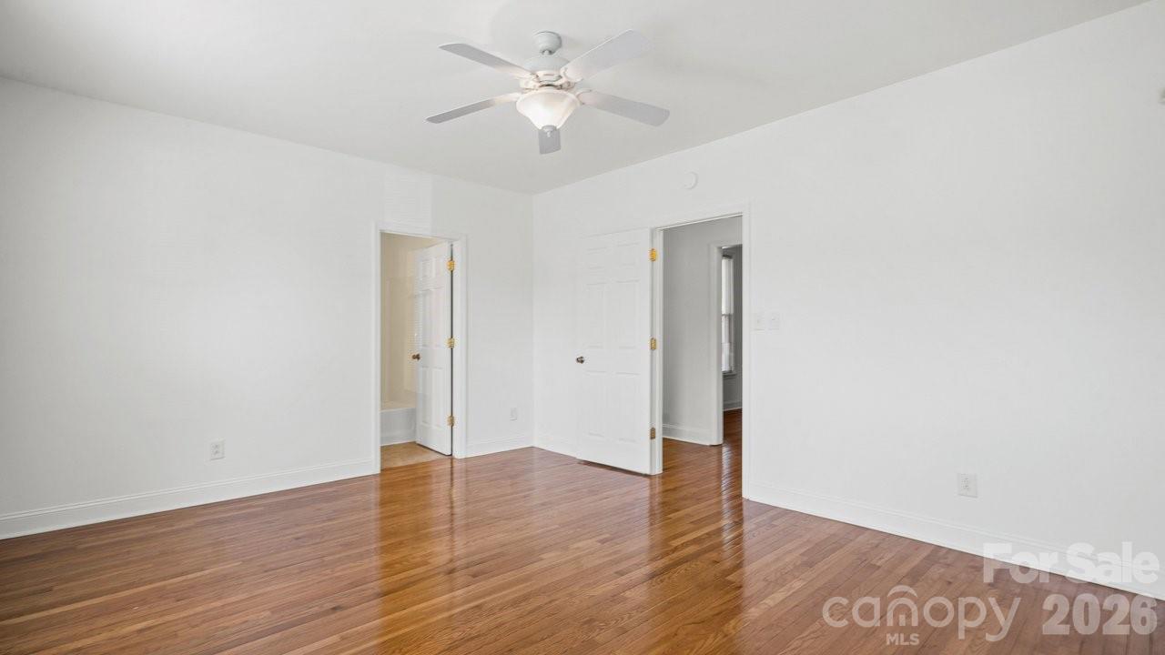 109 Globe Street Property Photo 11