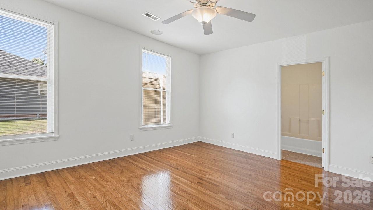 109 Globe Street Property Photo 12