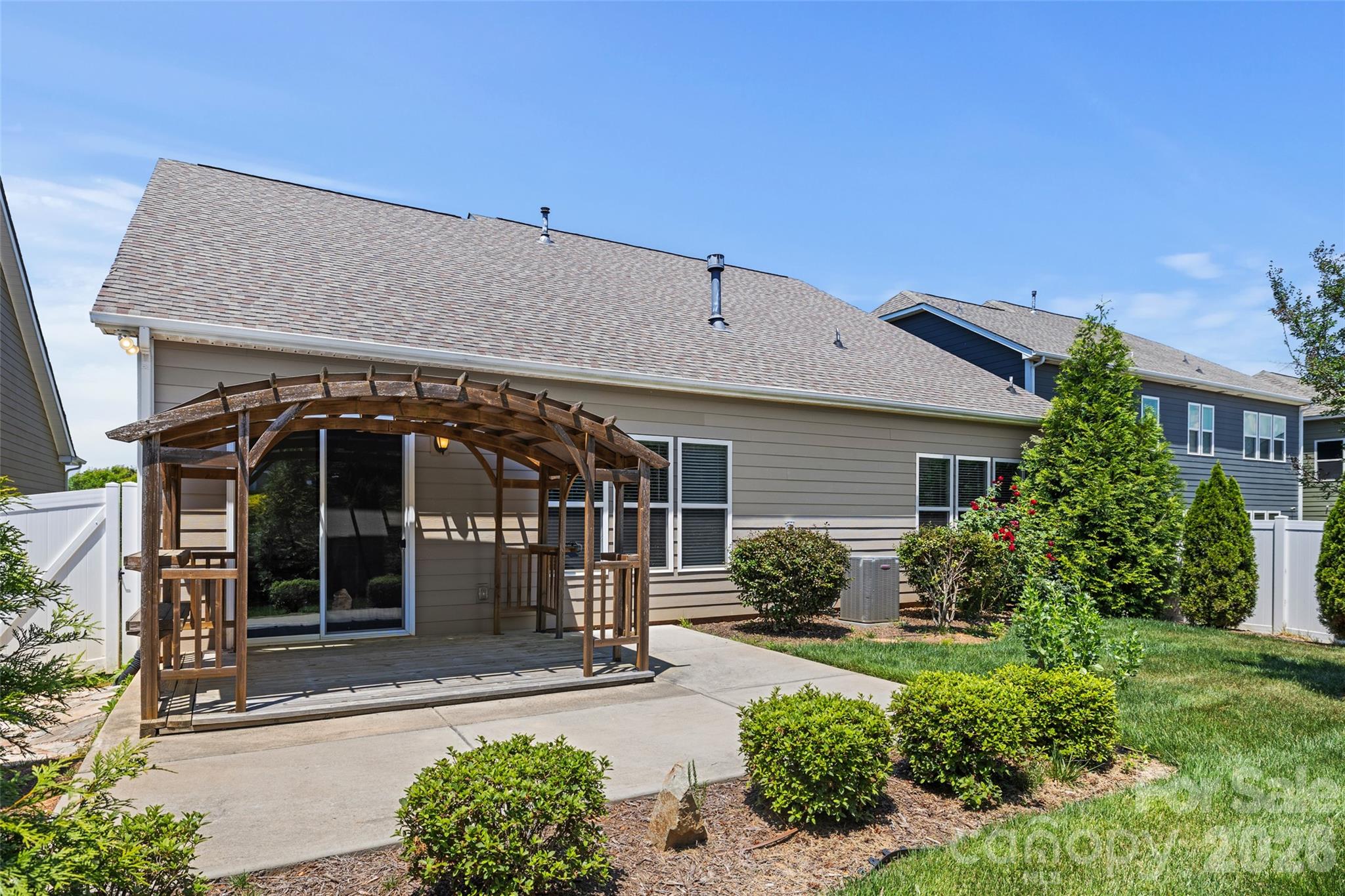 1408 Native Diver Lane Property Photo 3