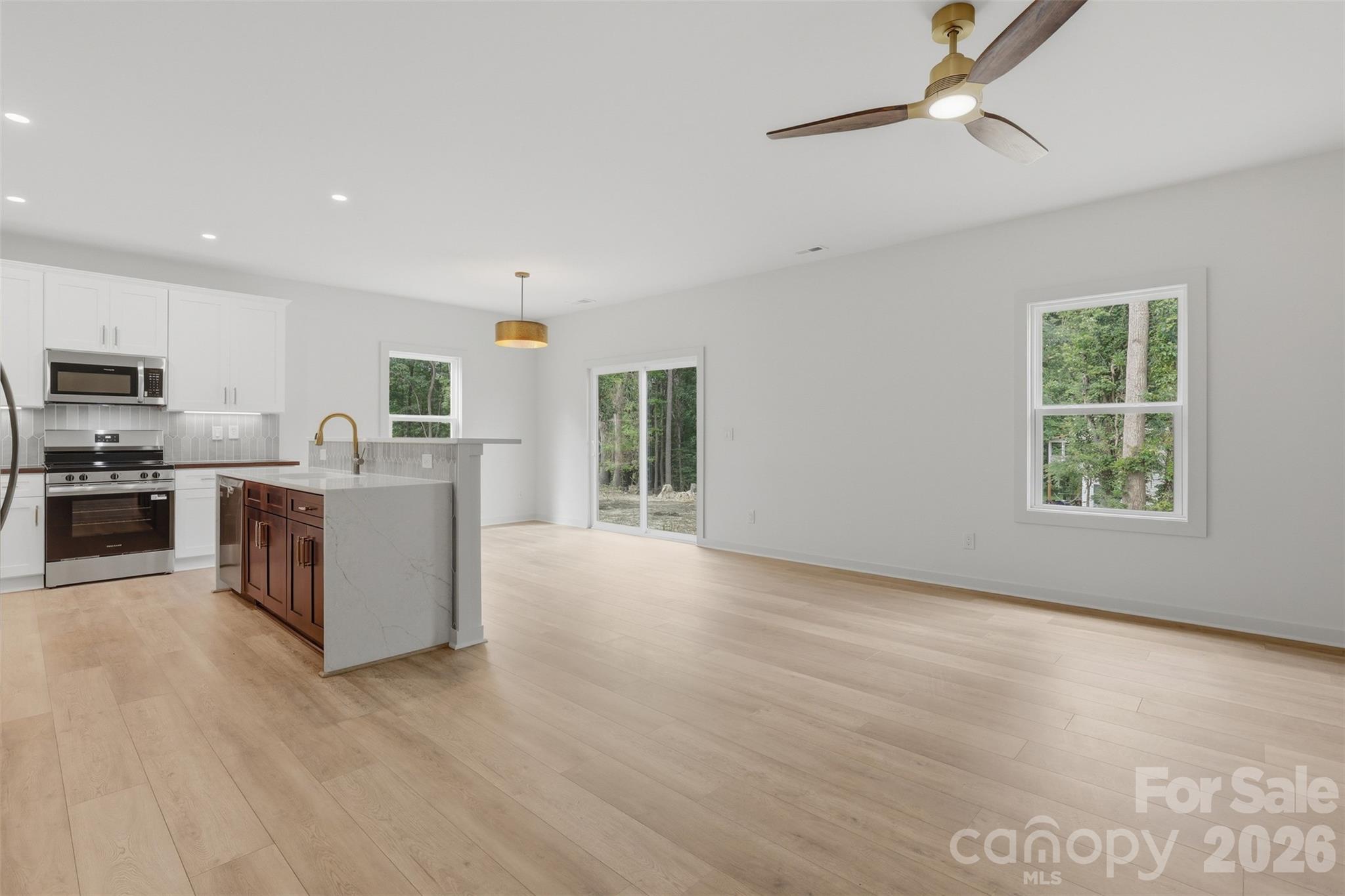 9472 Caddell Road Property Photo 4