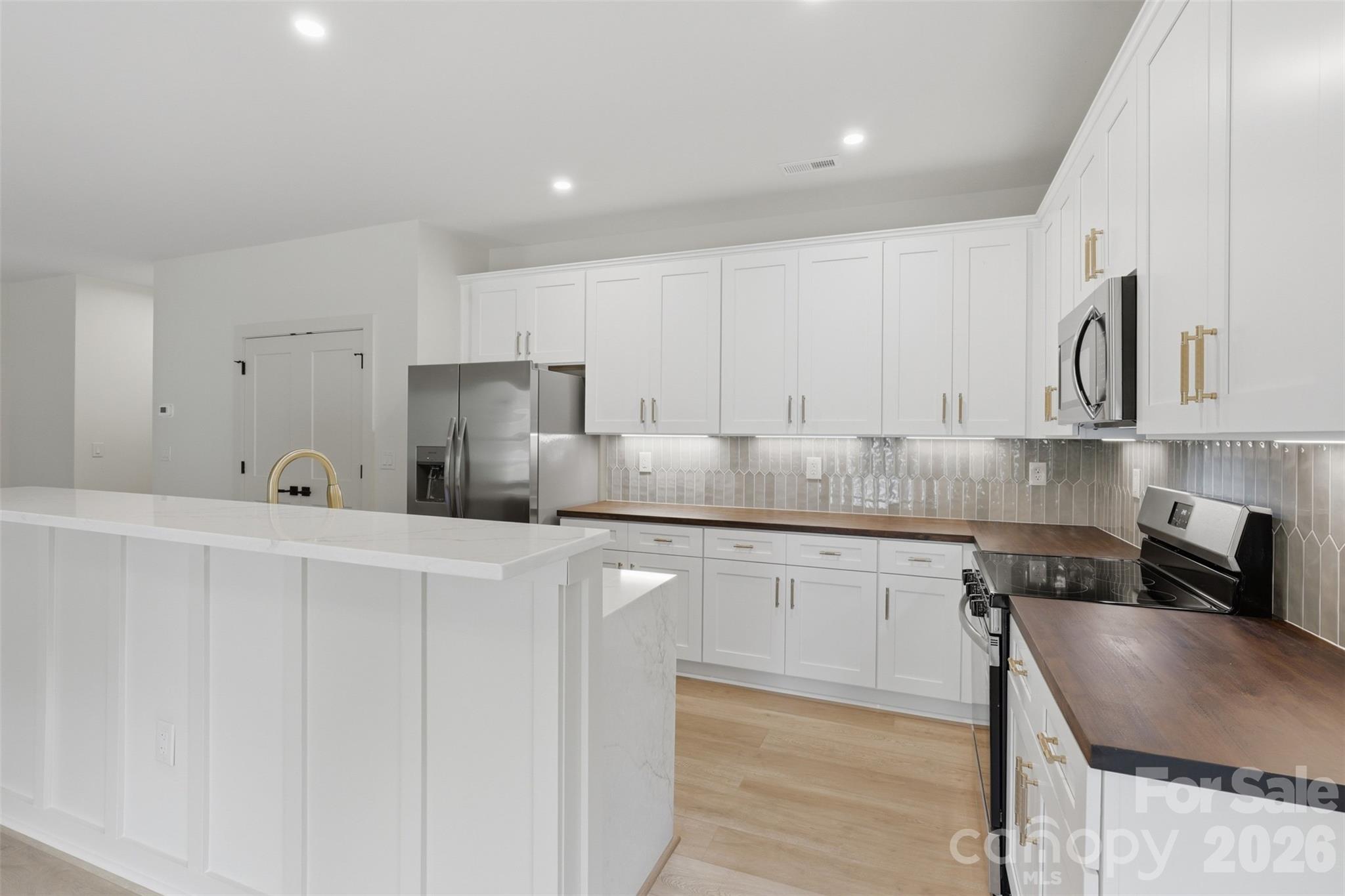 9472 Caddell Road Property Photo 10