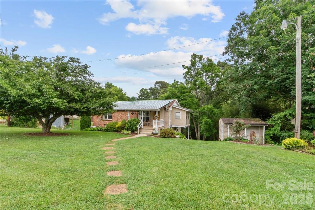 140 Locust Grove Road Property Photo 1