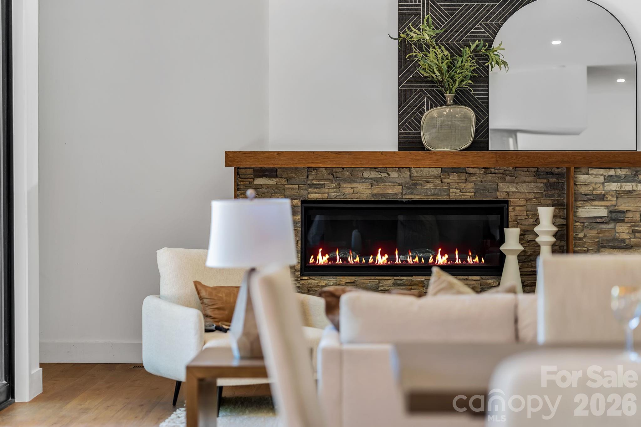 200 Manchester Way Property Photo 8