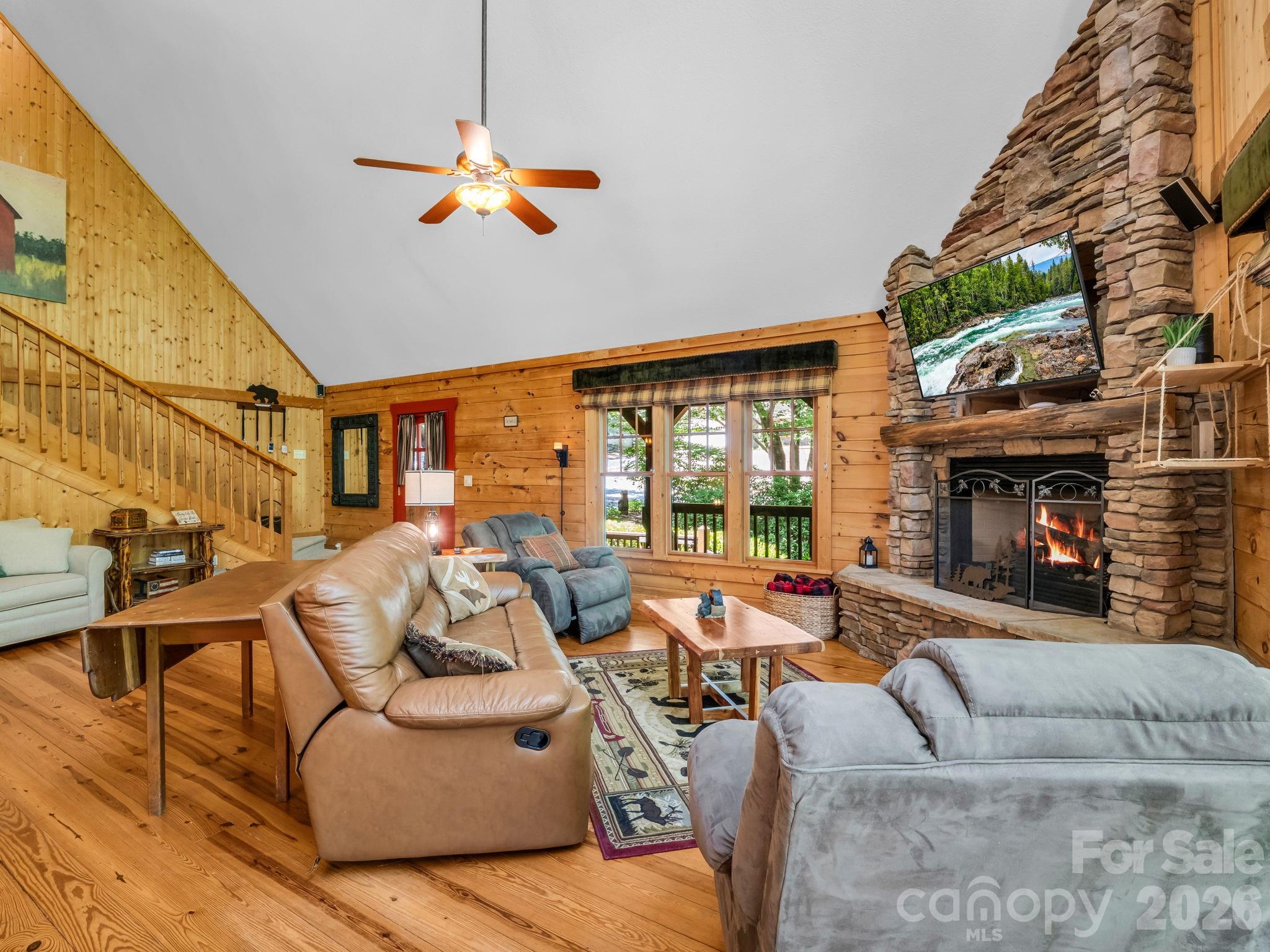 136 Dalton Court Property Photo 8