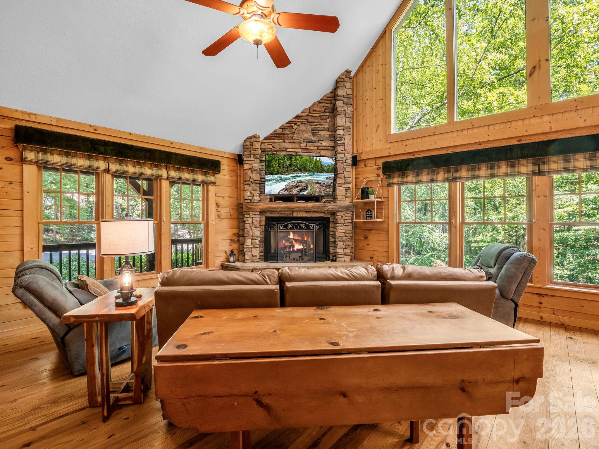 136 Dalton Court Property Photo 10