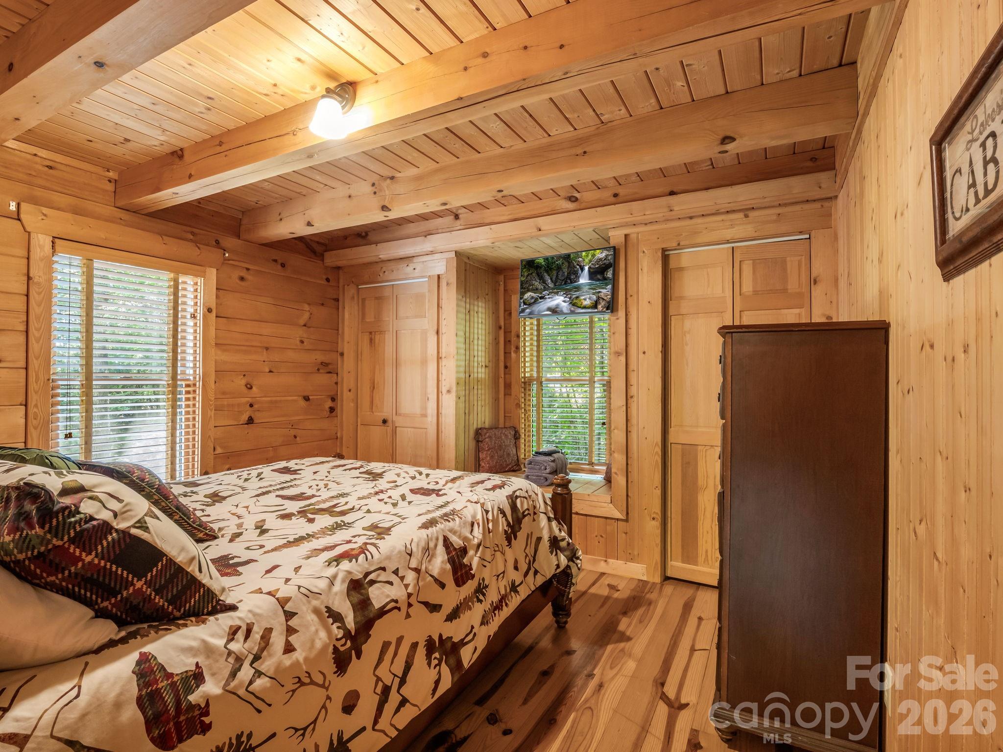 136 Dalton Court Property Photo 18