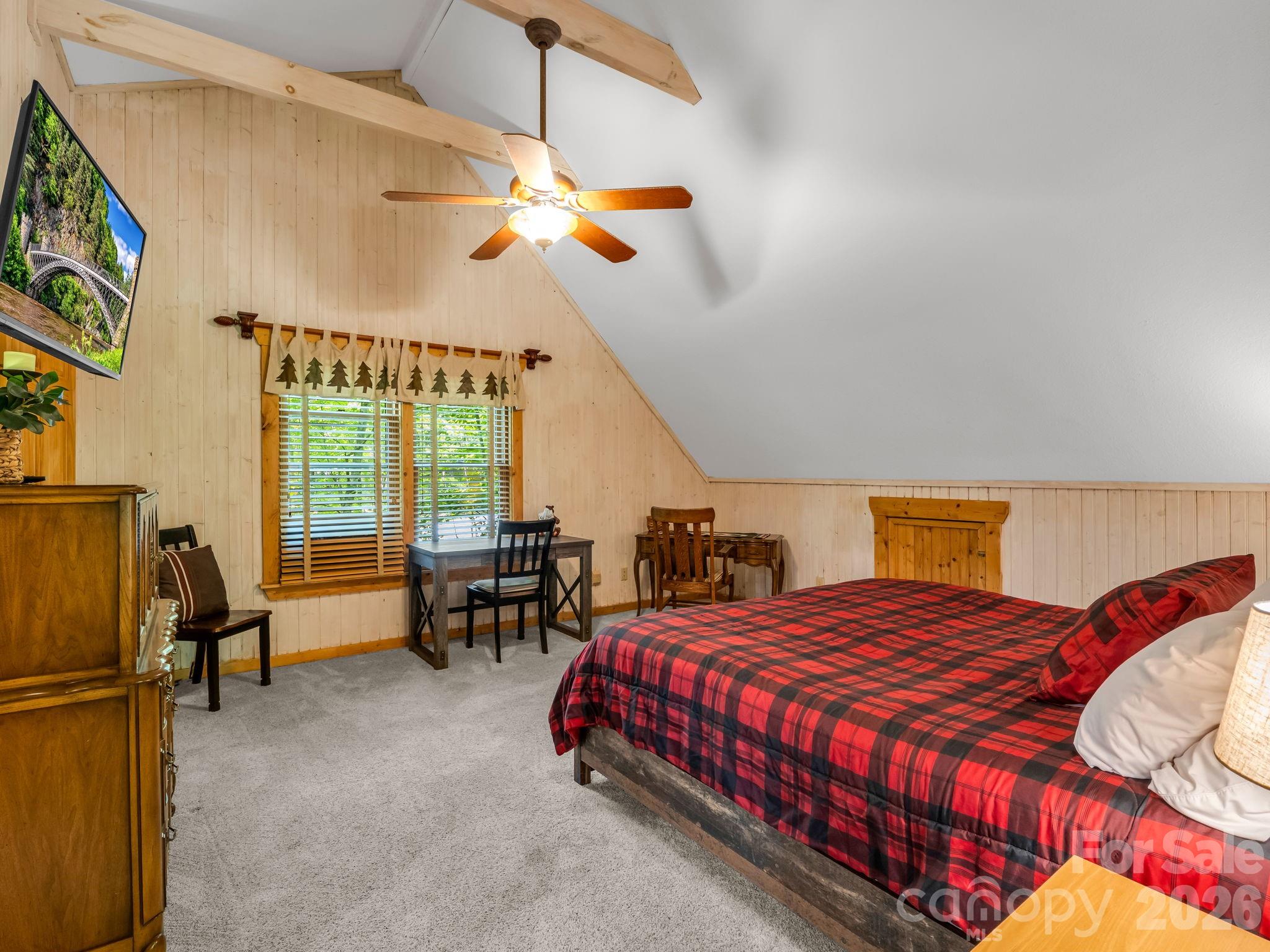136 Dalton Court Property Photo 26