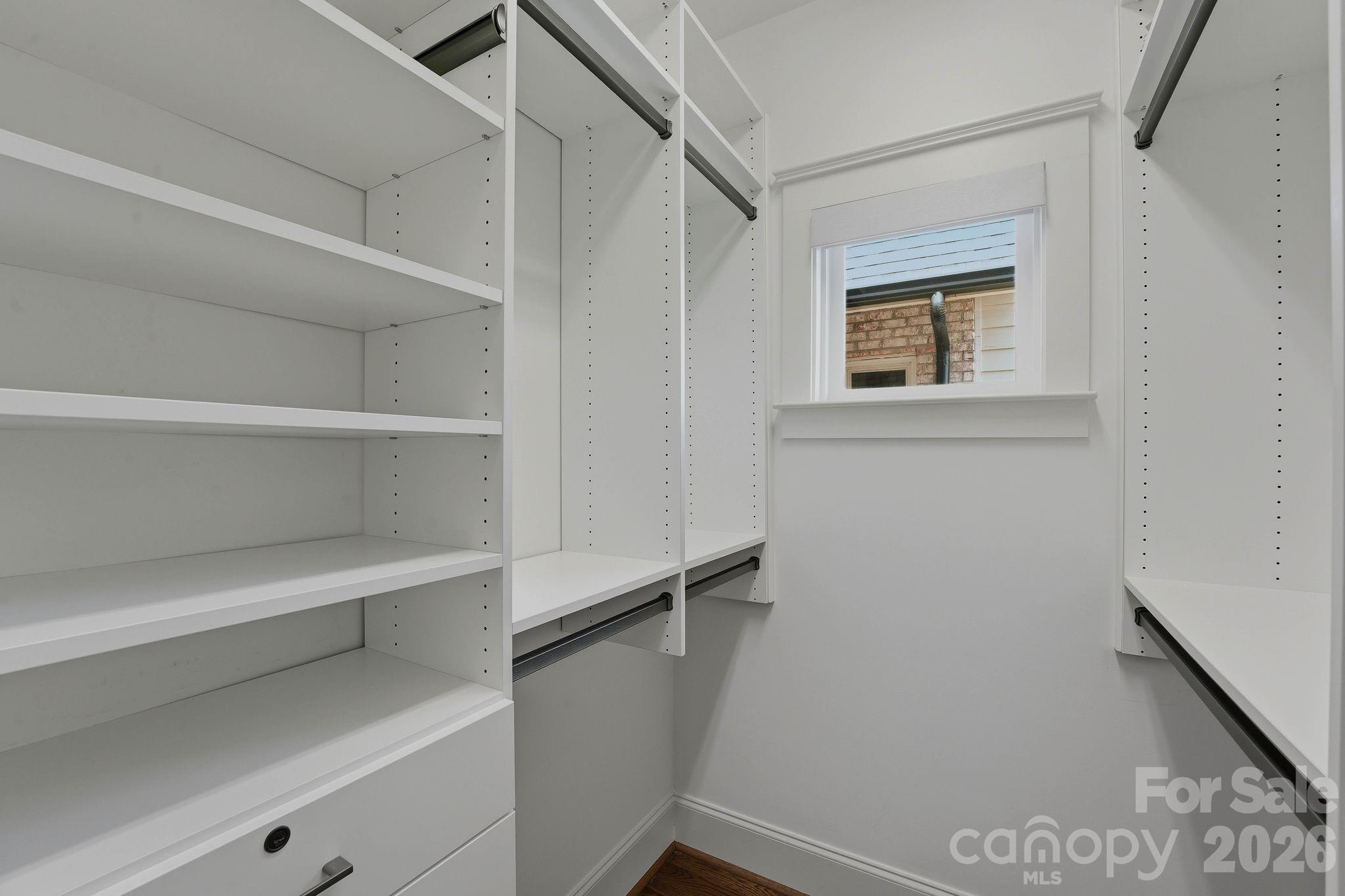 812 Ideal Way Property Photo 27
