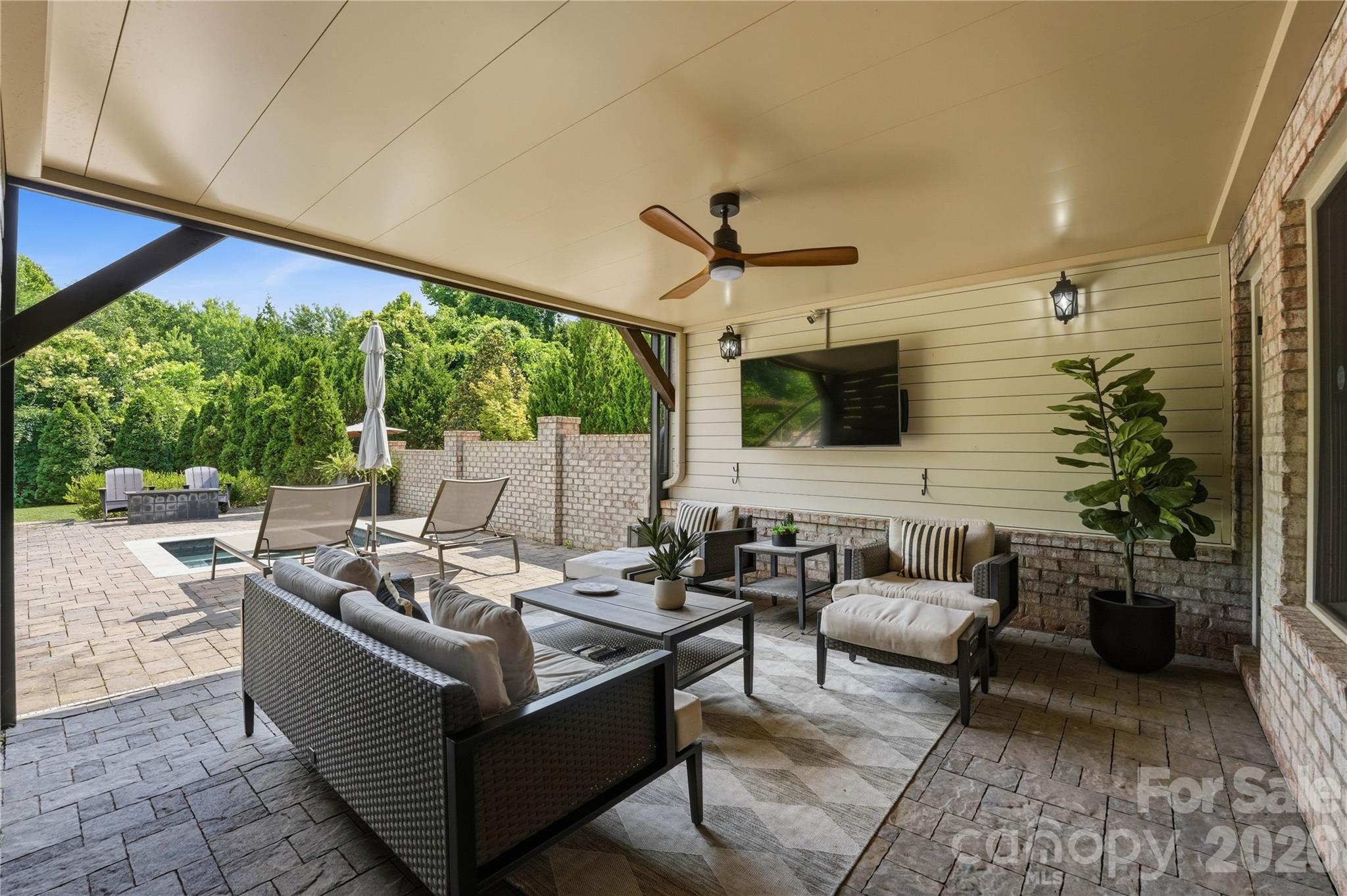 812 Ideal Way Property Photo 40
