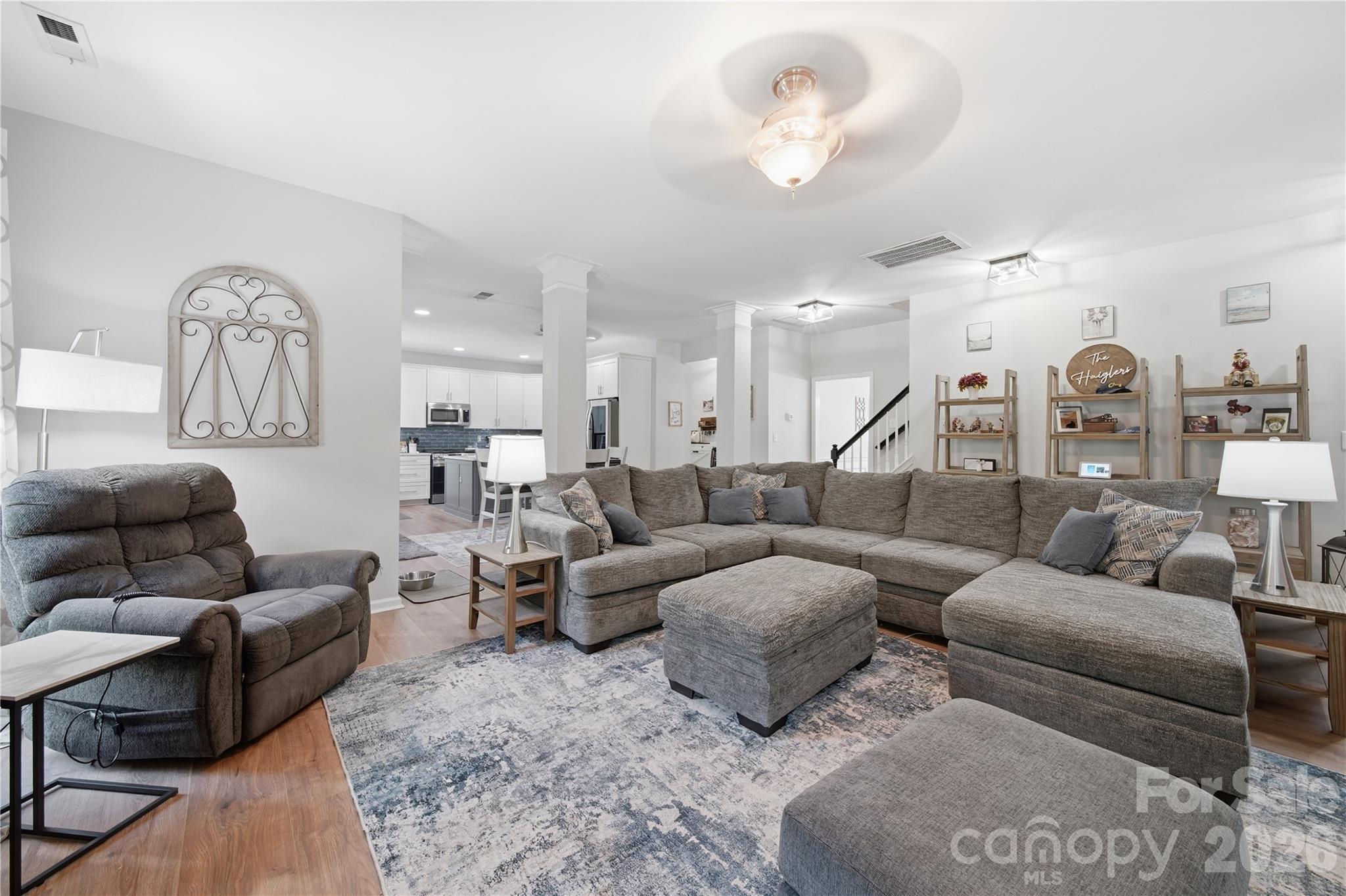 8465 Mossy Cup Trail Property Photo 8