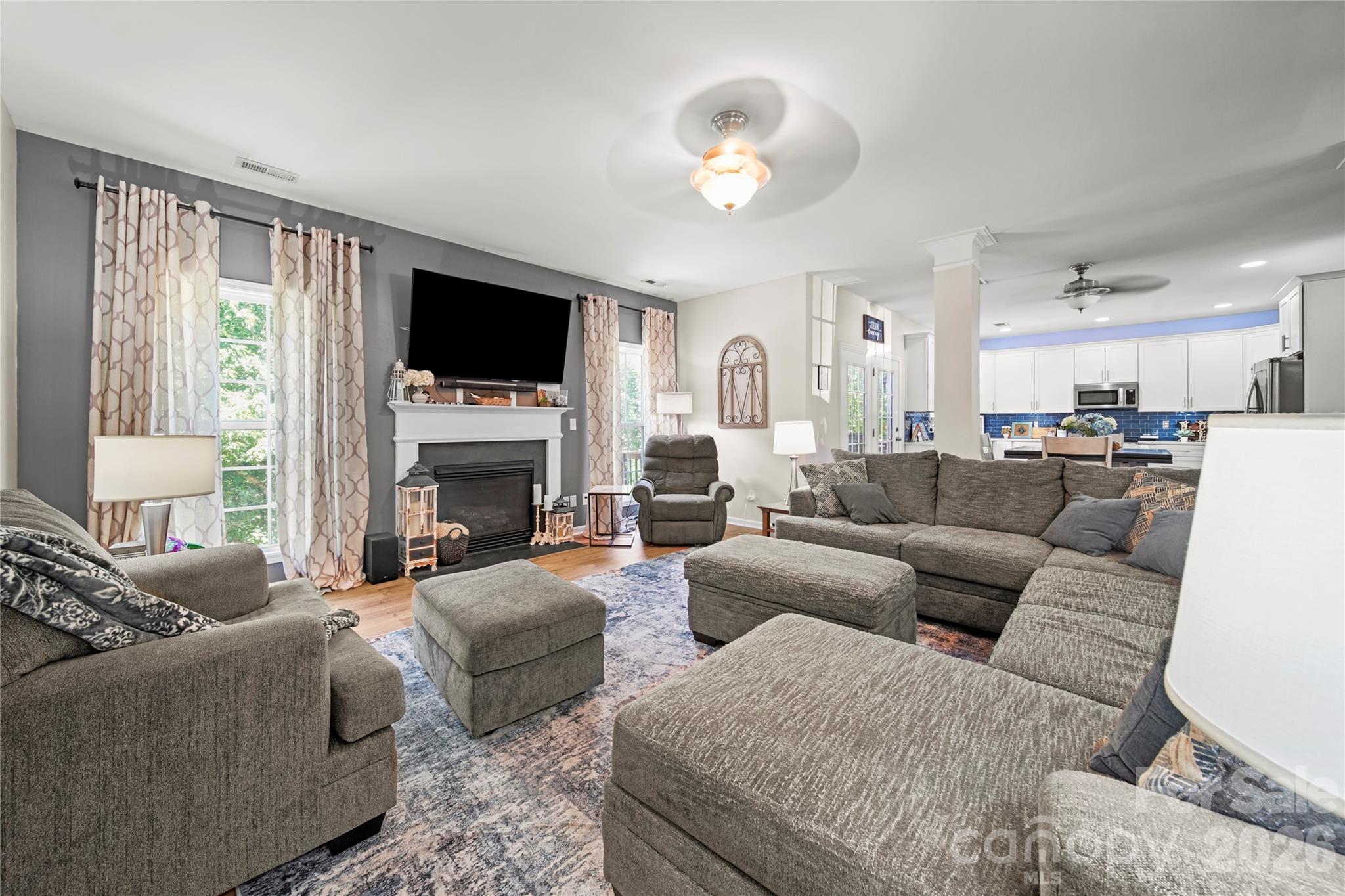 8465 Mossy Cup Trail Property Photo 10