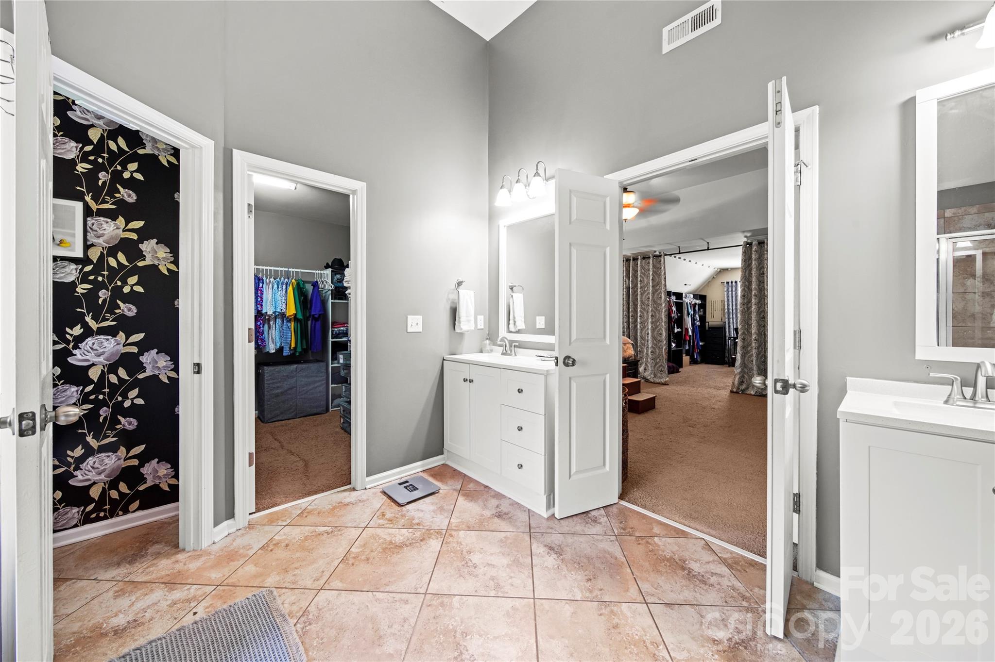 8465 Mossy Cup Trail Property Photo 32