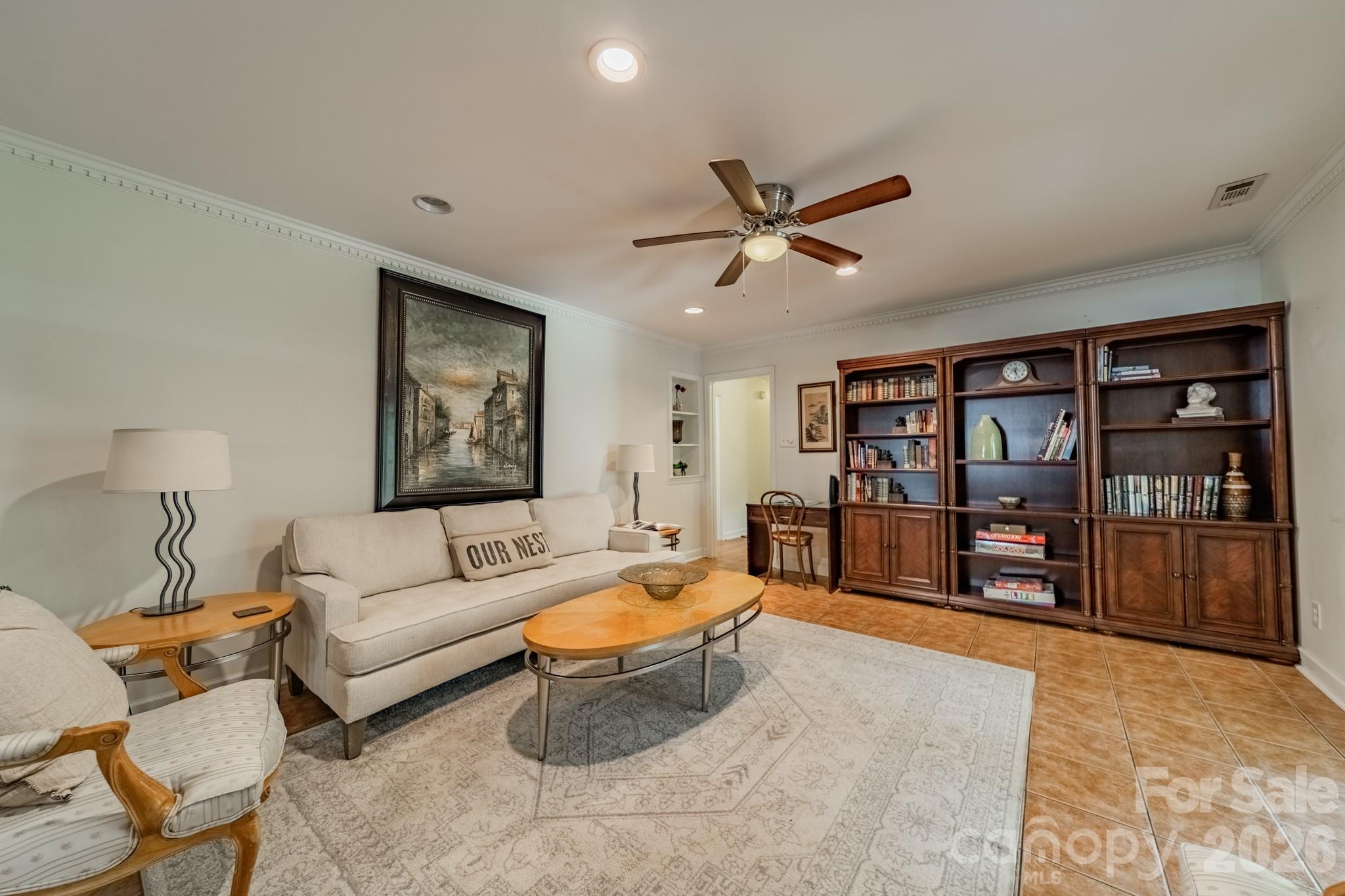 5522 Sharon Road Property Photo 9