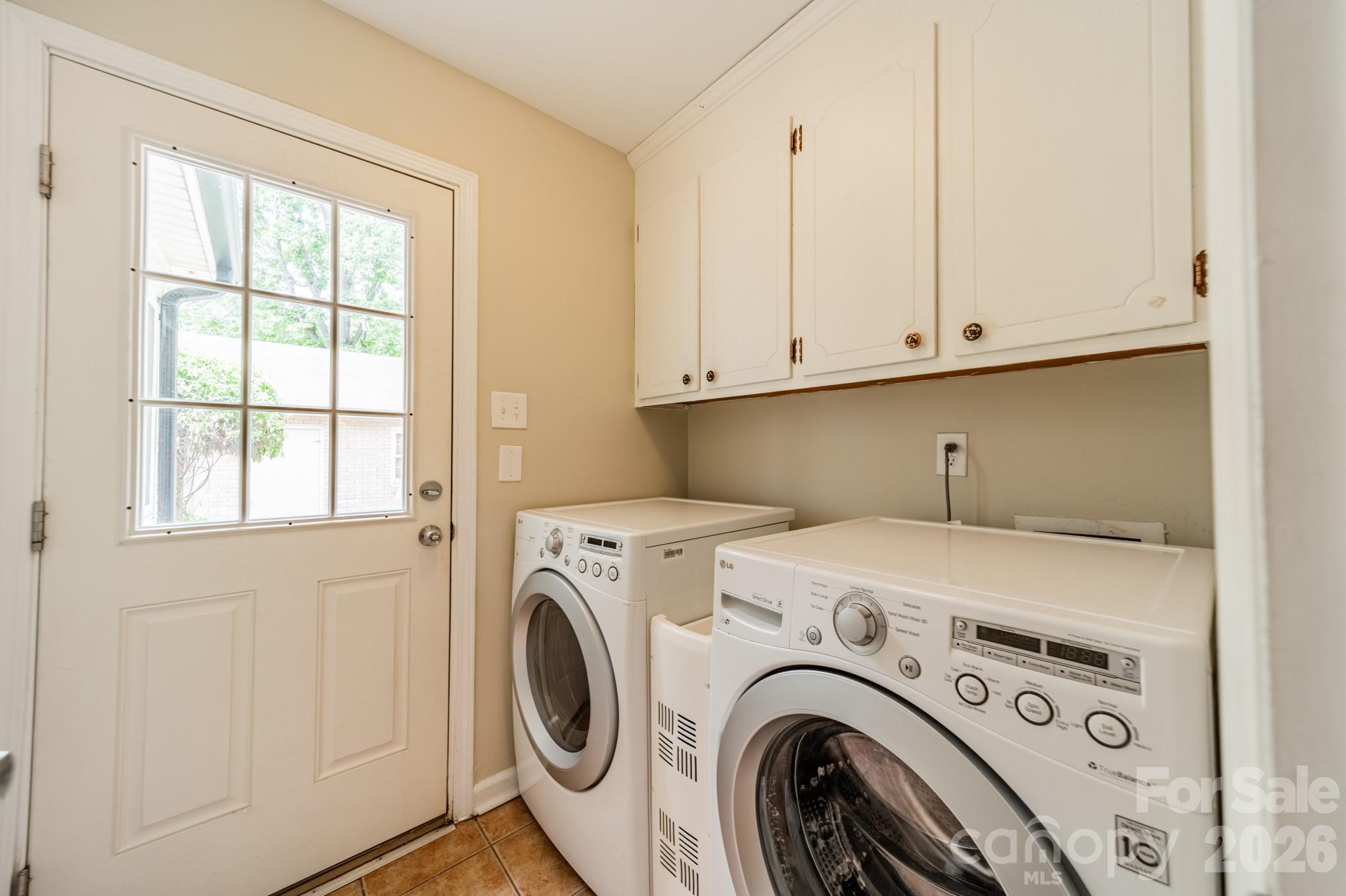 5522 Sharon Road Property Photo 12