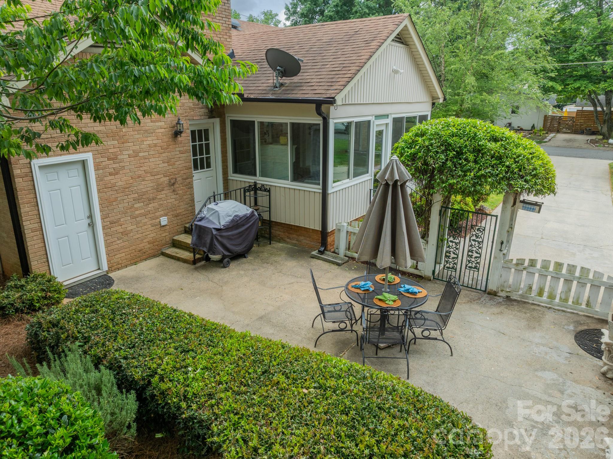 5522 Sharon Road Property Photo 22