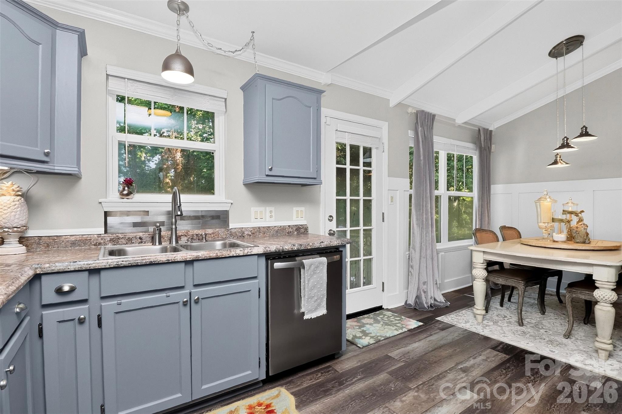 216 Hillside Avenue 36-38 Property Photo 16